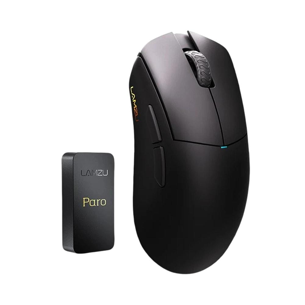 Mouse nero Lamzu Paro con dongle su sfondo bianco.