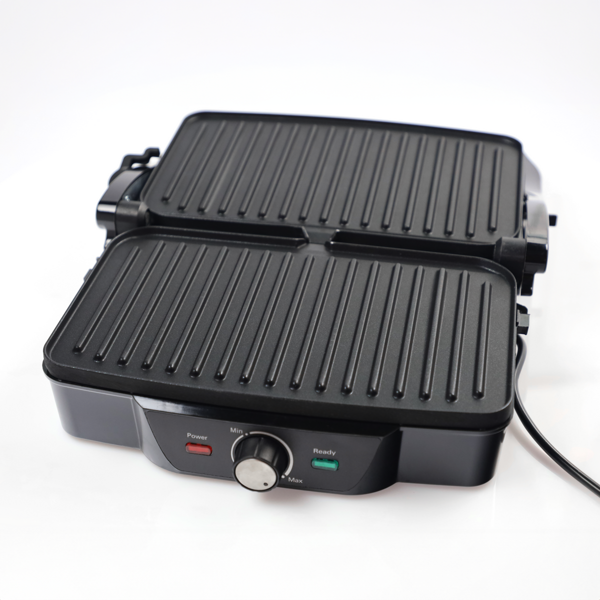 Czarny grill elektryczny z ryflowanymi płytami i elementami sterującymi.