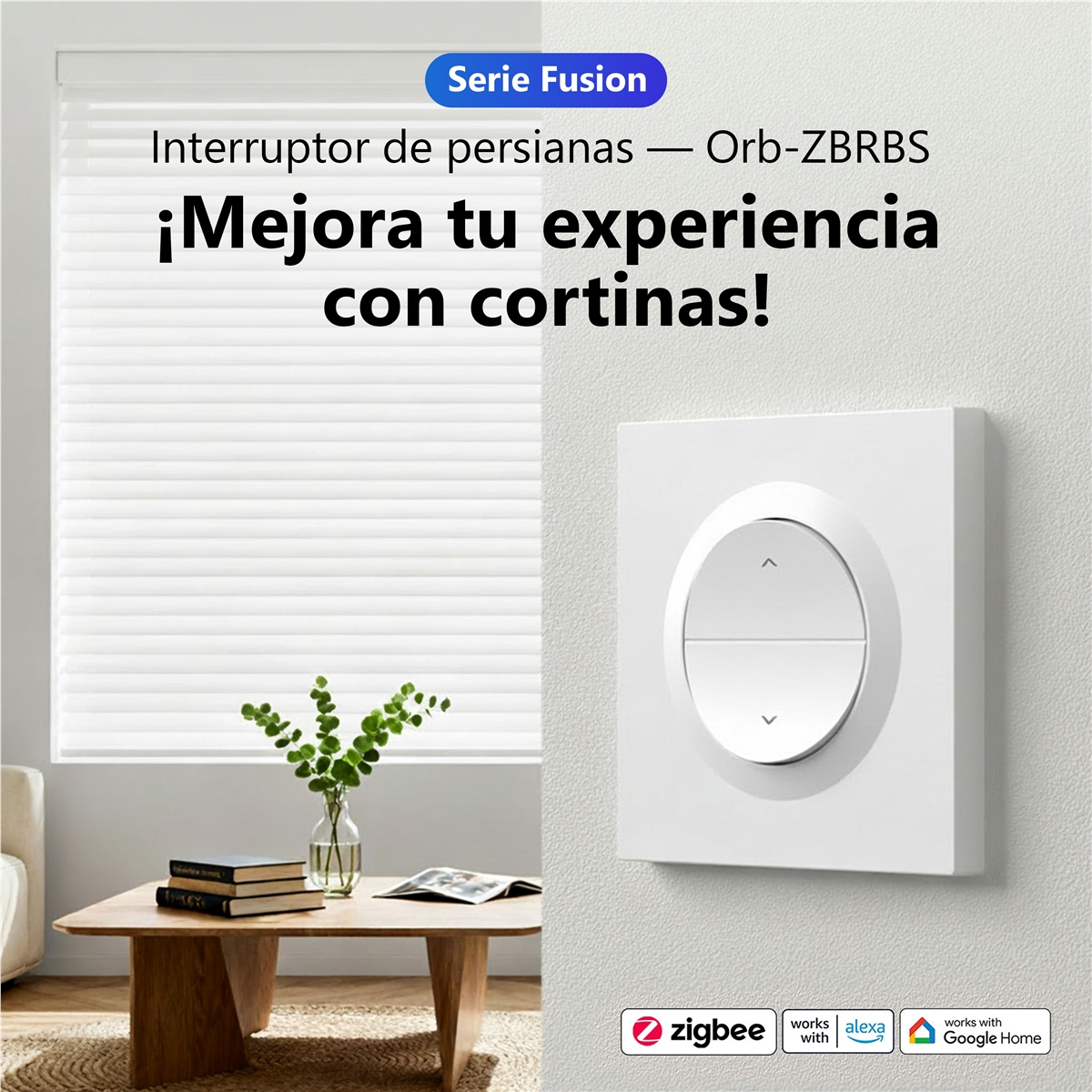 Un interruptor blanco para persianas con botones de flecha en una pared junto a persianas venecianas.