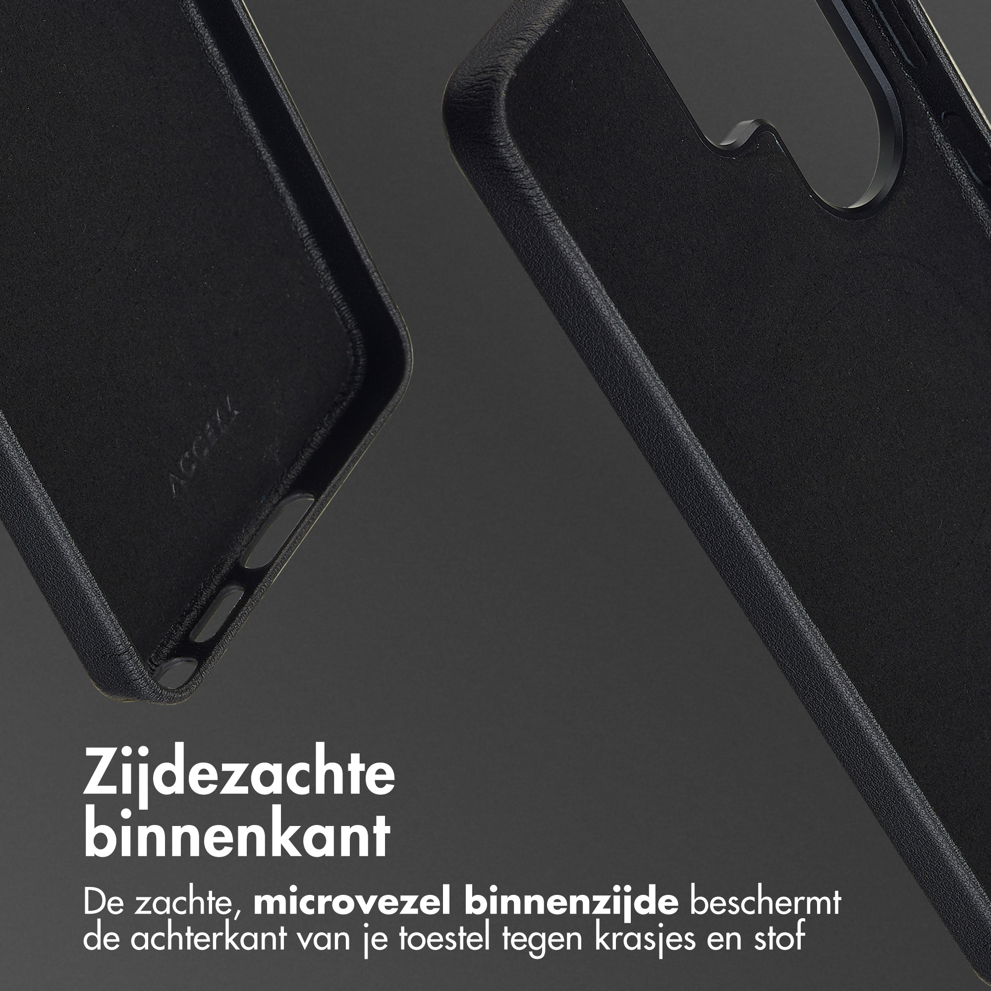 Zwarte telefoonhoes met zachte microvezel voering.