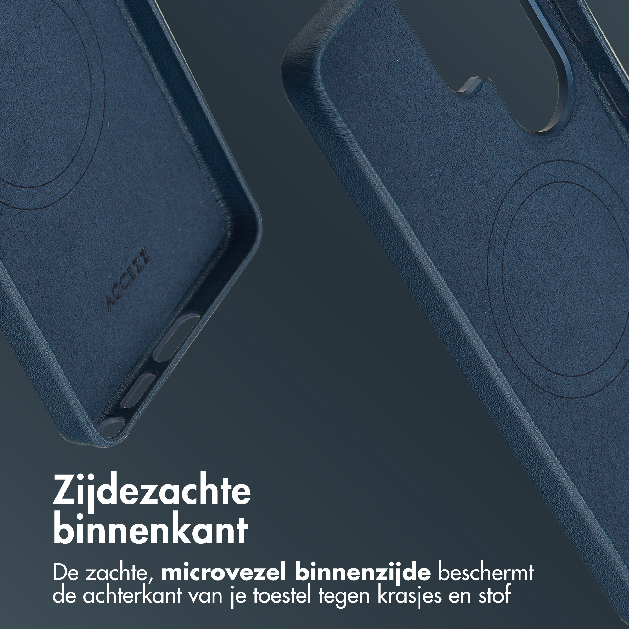 Donkerblauwe telefoonhoes met zachte voering. ACCELE logo.