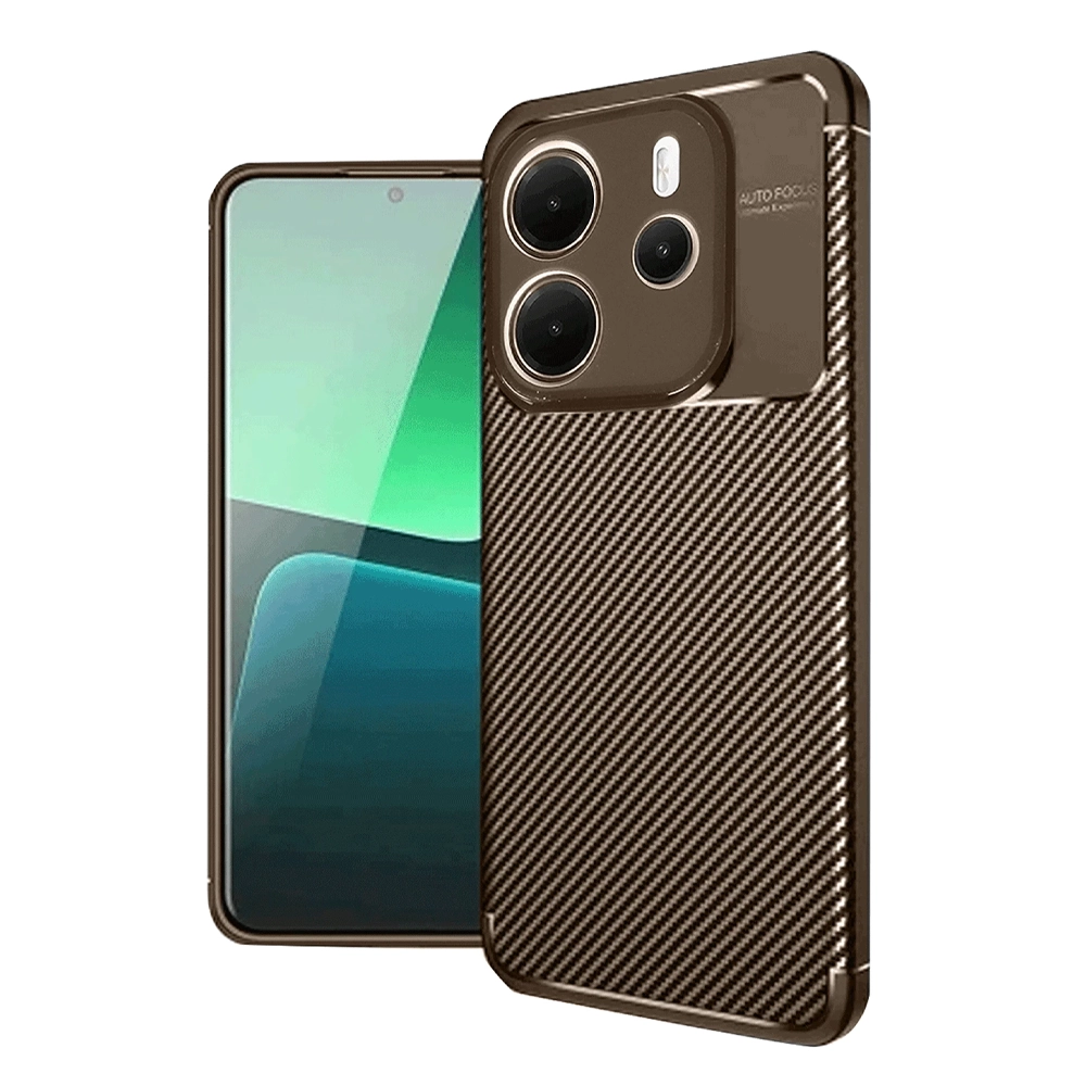 Karbon fiber kılıflı kahverengi telefon ve üç kamera, açılı görünüm.
