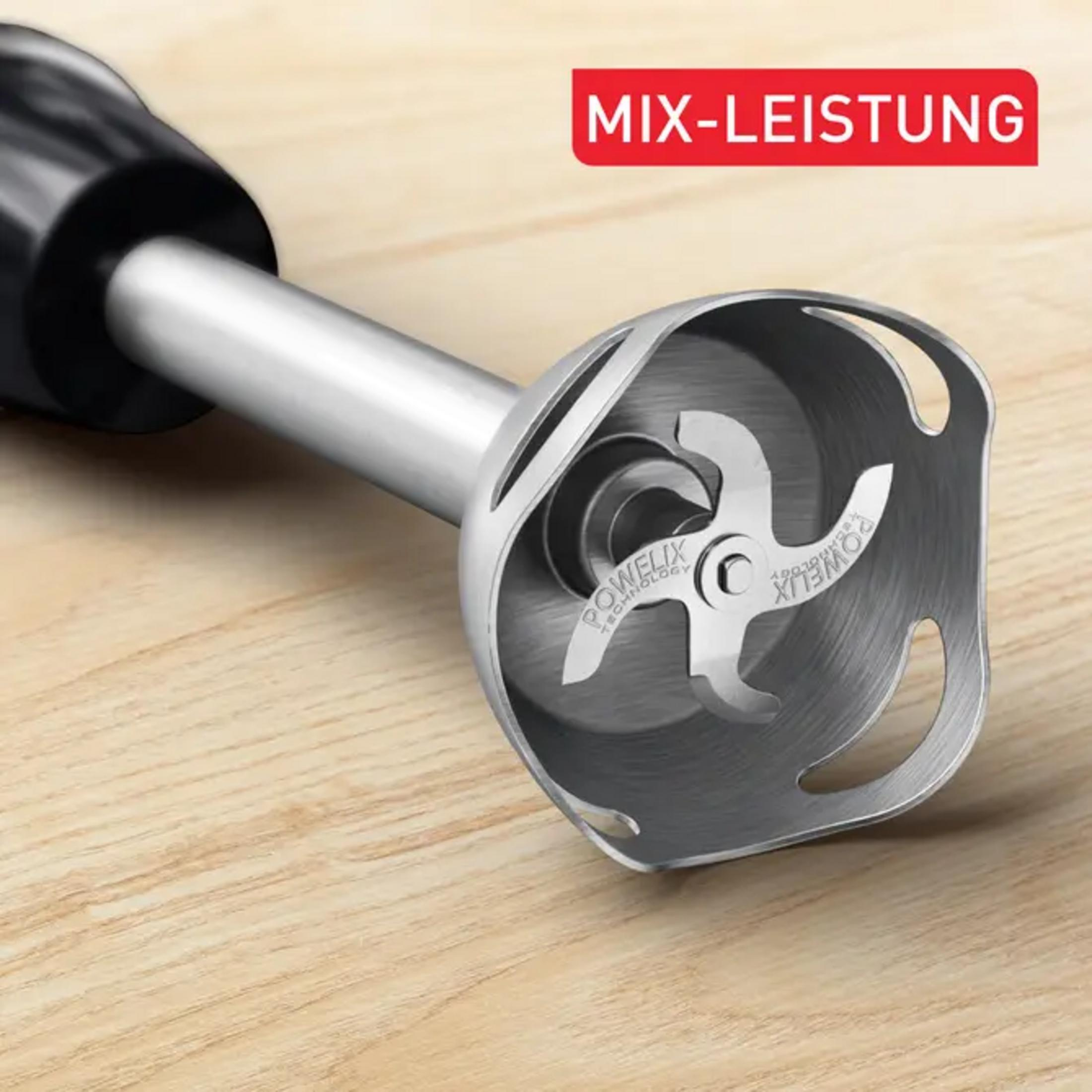 Handmixerfuß mit Klingen und rotem Schild mit der Aufschrift MIX-LEISTUNG auf Holz