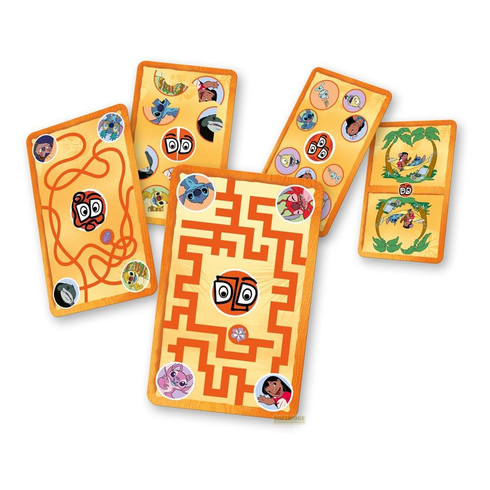 Carte da gioco con labirinto e design di personaggi su sfondo giallo.