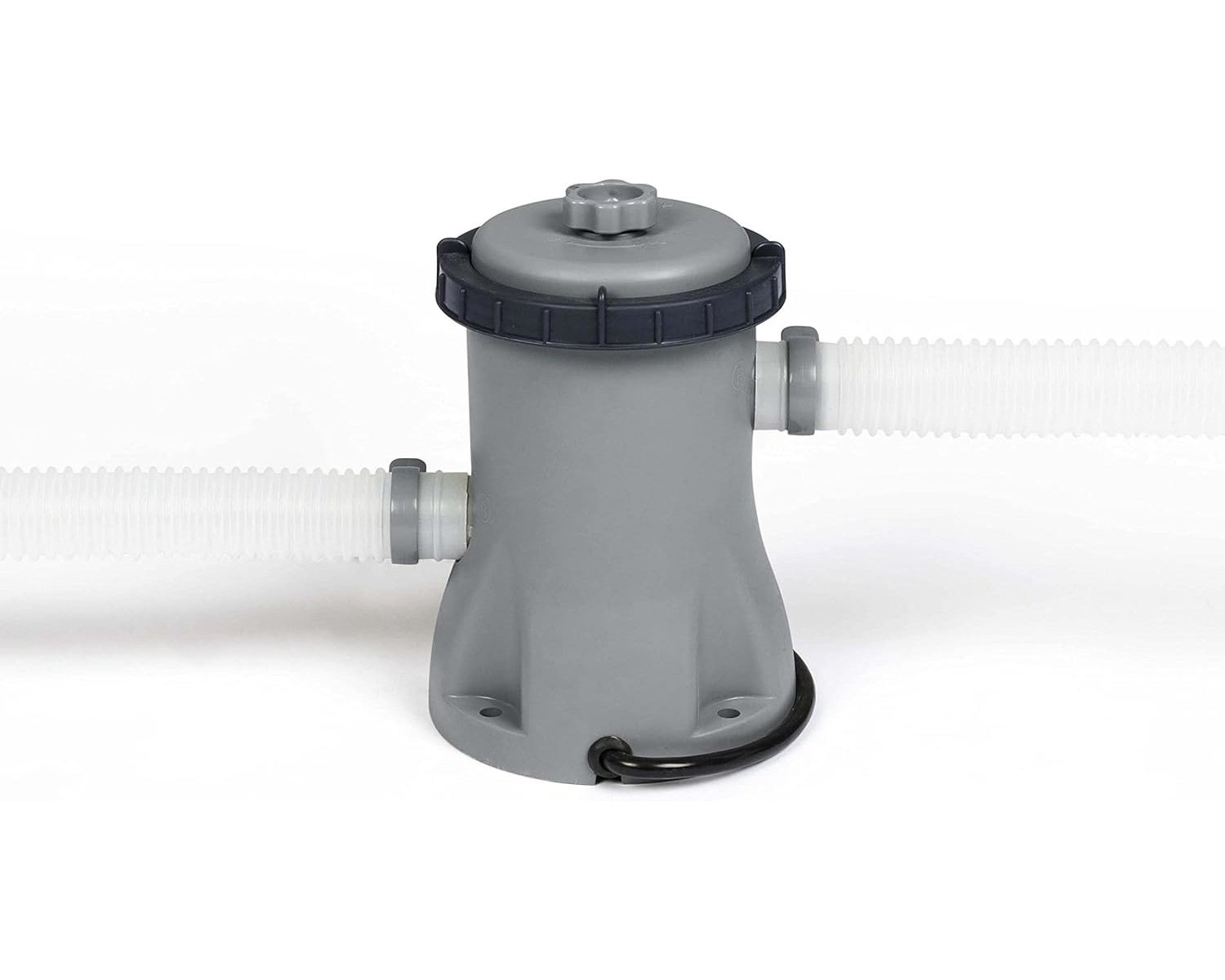 Grauer Poolfilter mit zwei weißen Schläuchen, die an den Seiten angeschlossen sind.