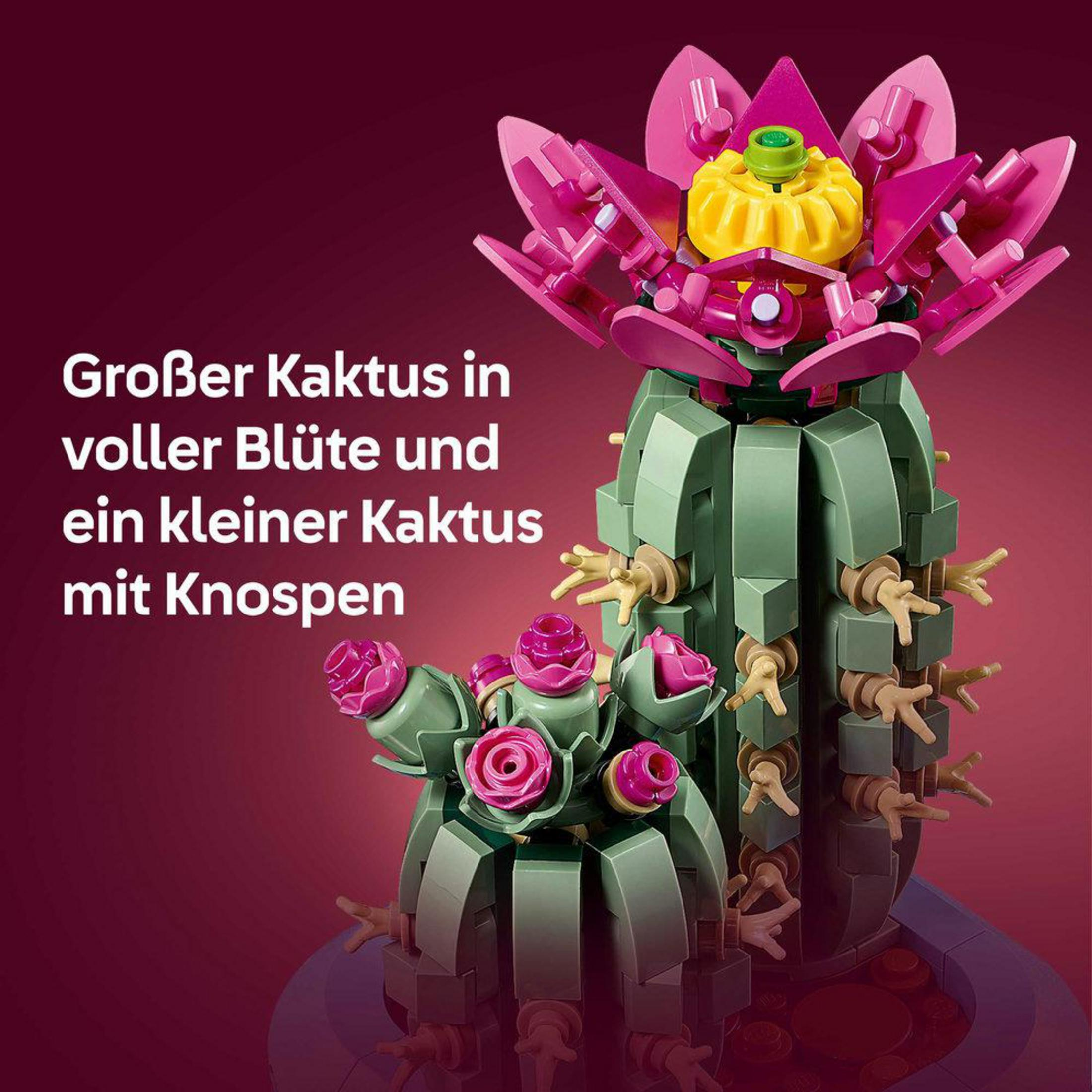 Duży, kwitnący i mały, pączkujący kaktus z klocków Lego.