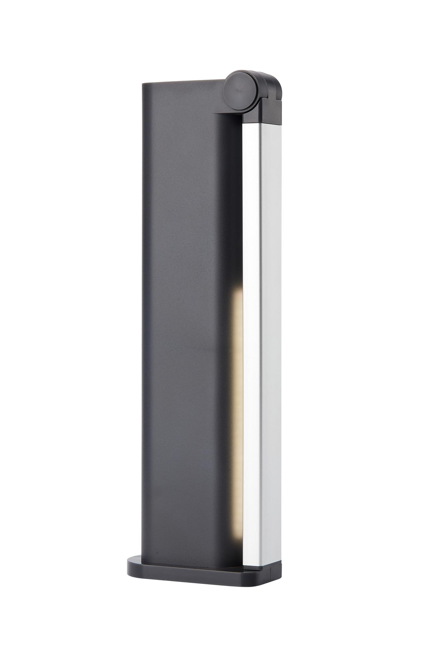 Eine moderne, rechteckige Lampe aus dunklem Metall mit silbernen Akzenten.