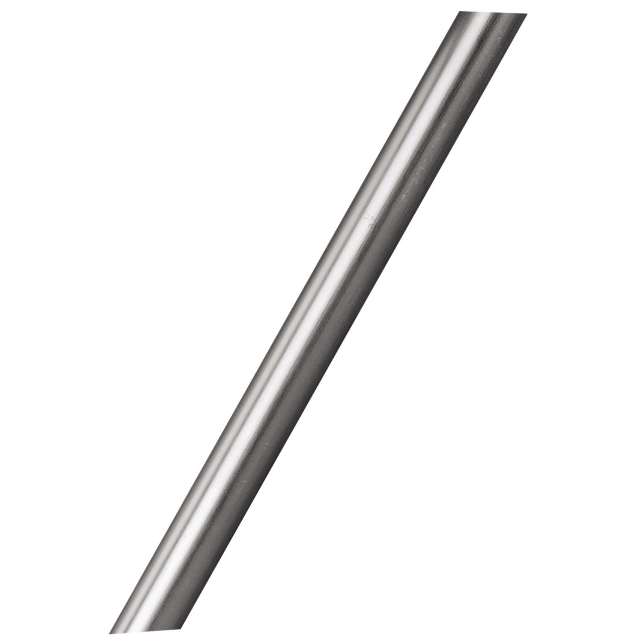 Ein silbernes Metallrohr auf weißem Hintergrund.