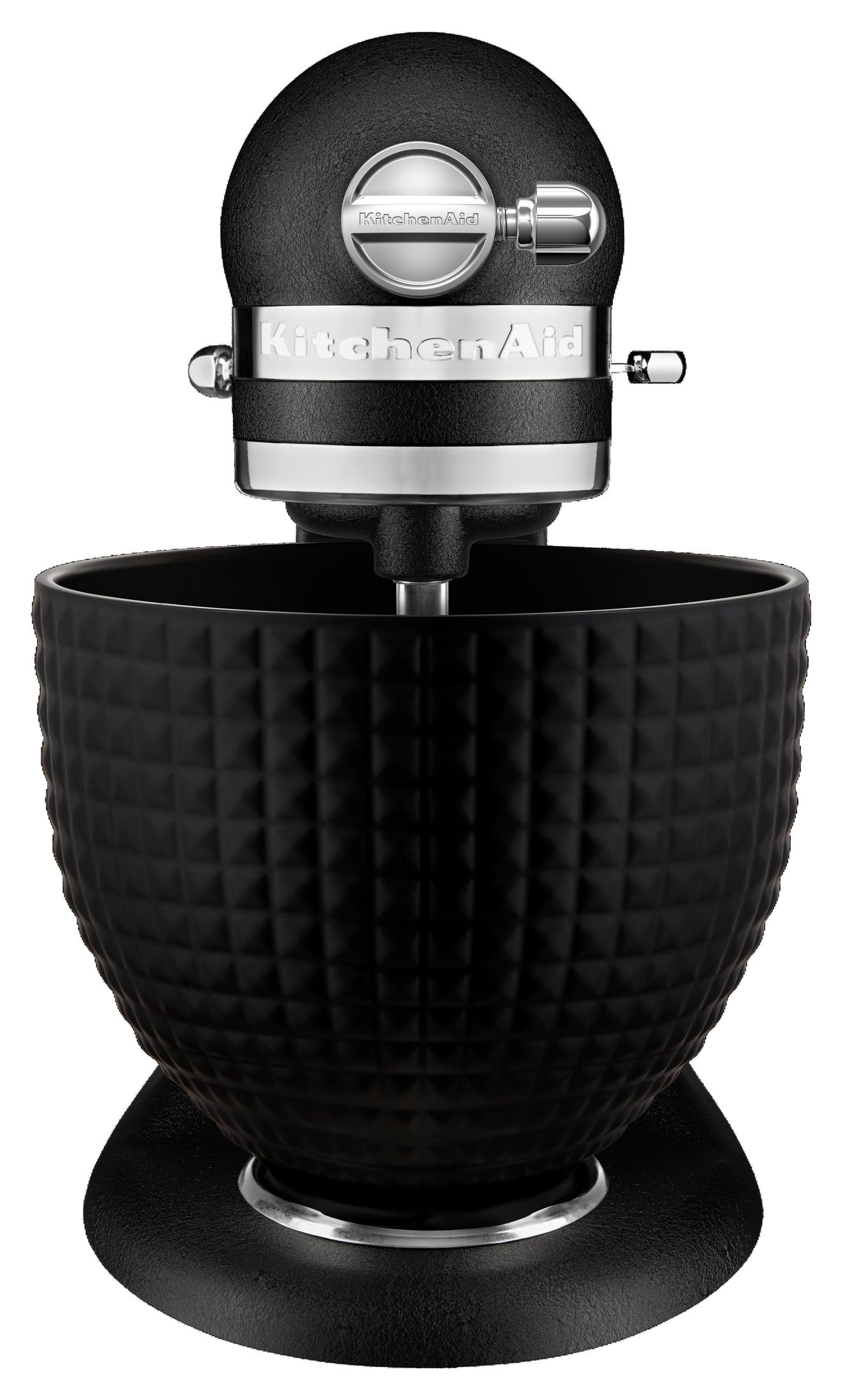 Schwarzer KitchenAid-Standmixer mit strukturiertem Einsatz und Chromdetails.