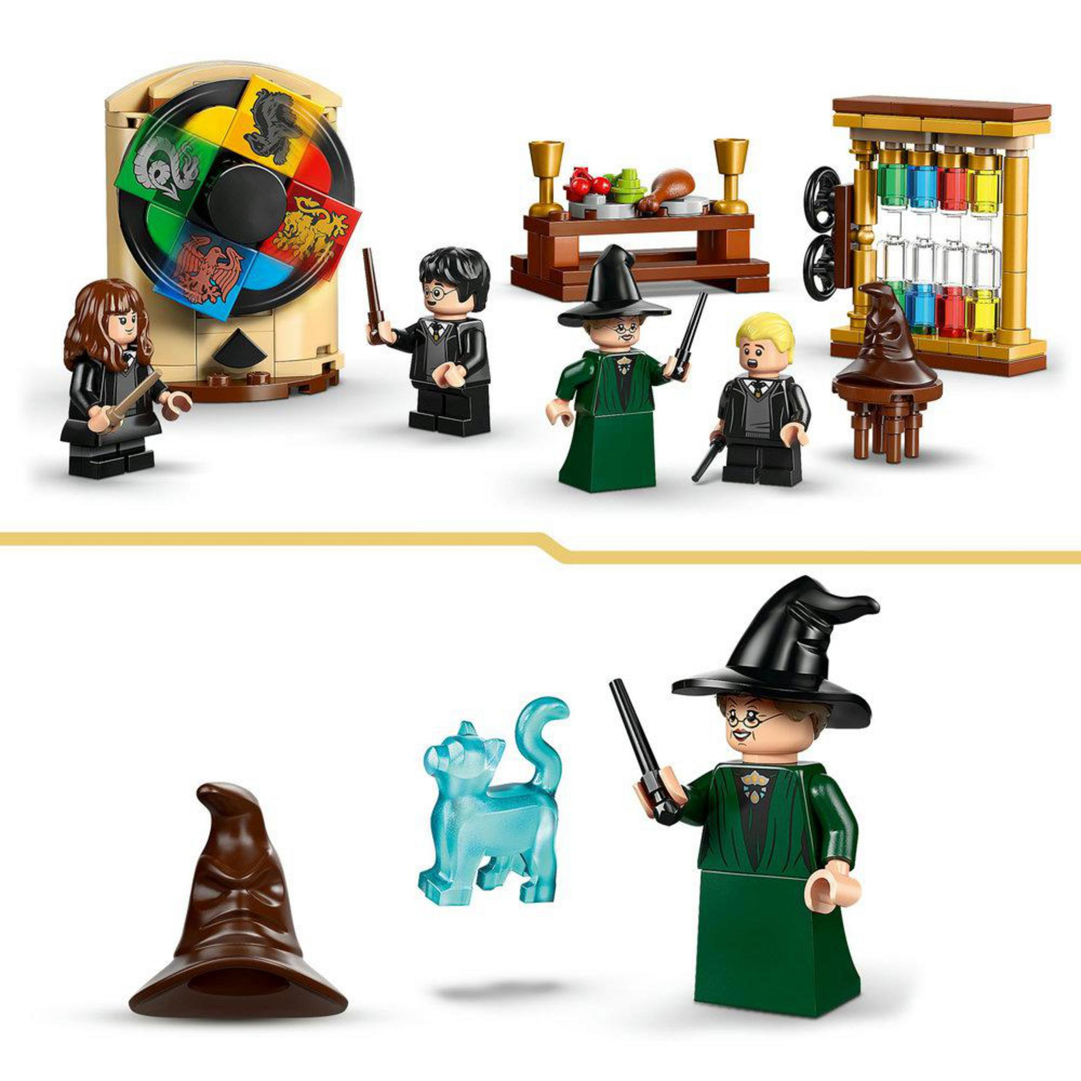 Sihirbaz şapkalı, kedi, asa ve sihirli çarklı Lego figürleri.