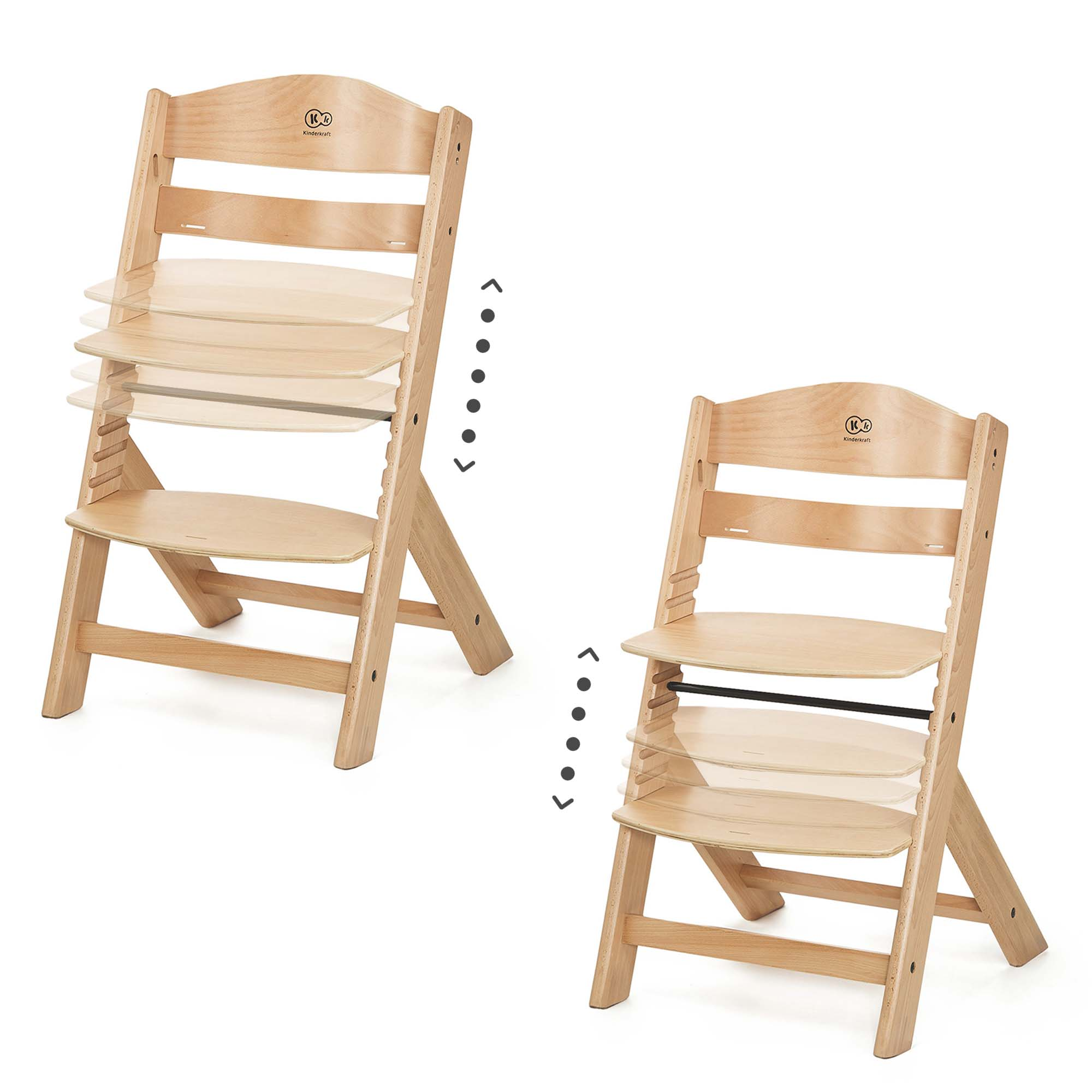 Zwei Holzhochstühle nebeneinander, einer mit verstellbaren Sitzen.