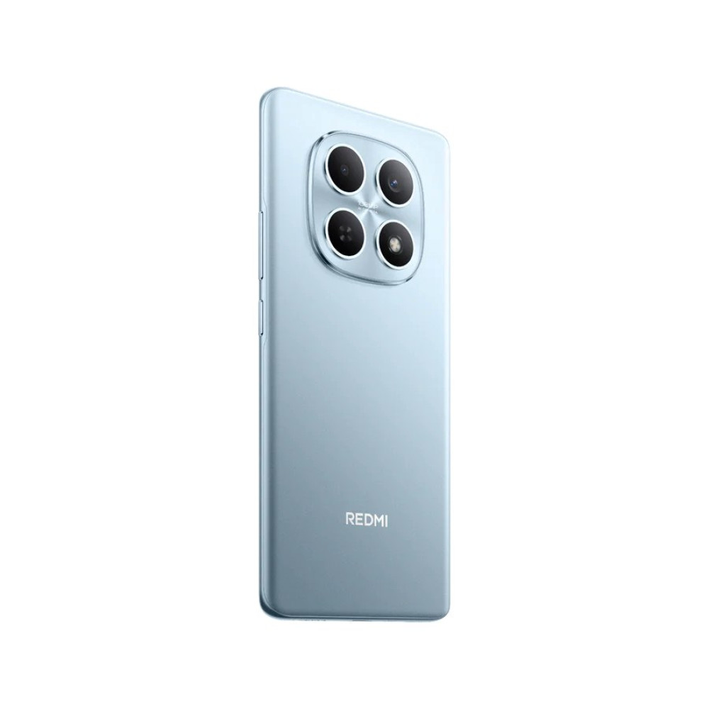 Jasnoniebieski smartfon z czterema aparatami z tyłu.