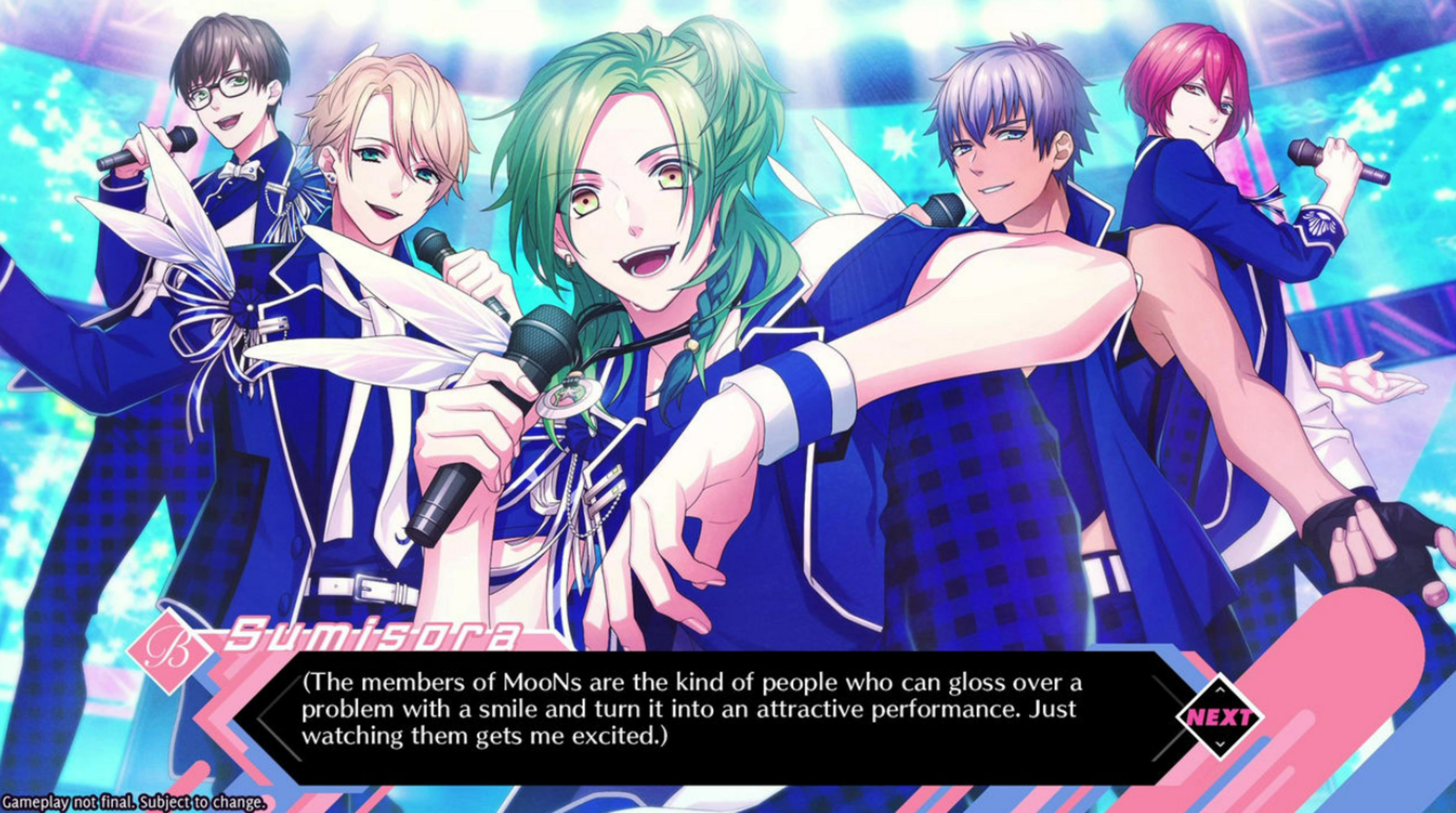 Fünf Anime-Jungs in blauen Outfits mit Mikrofonen auf einer Bühne.