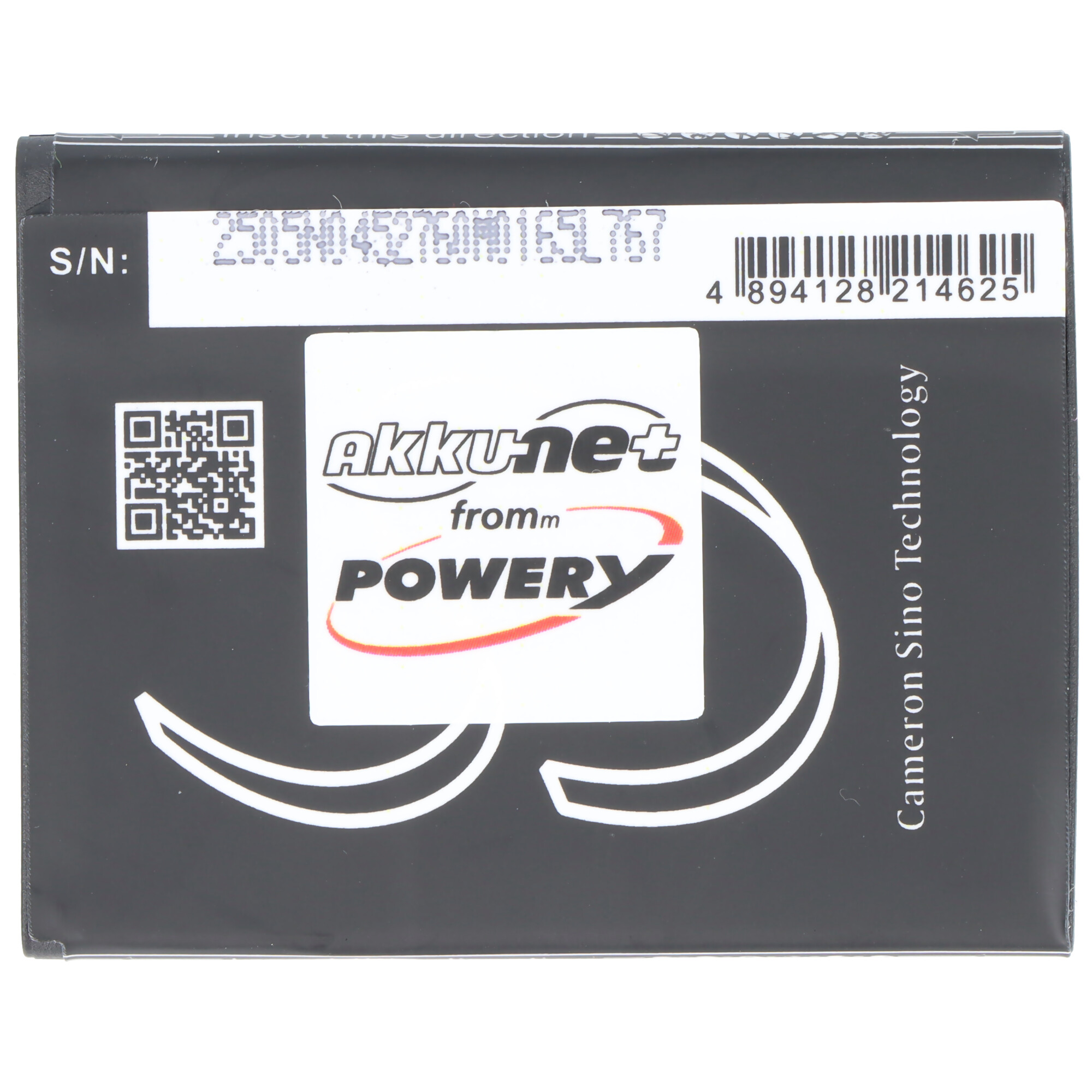 Ein schwarzer Akku mit QR-Code, Barcode und Firmenlogos.