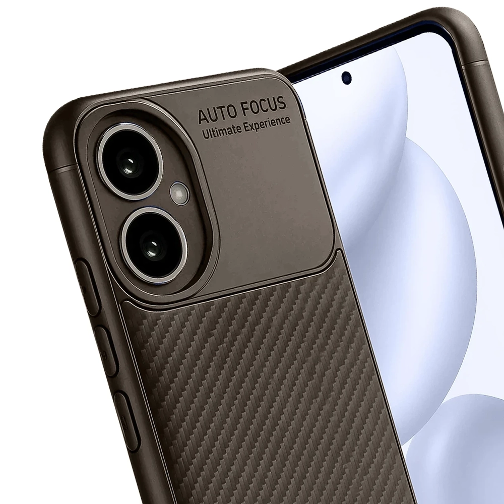Karbon desenli, iki kameralı koyu kahverengi telefon kılıfı.