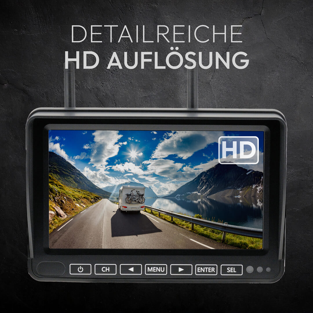 Wohnmobil fährt auf einer Straße in Berglandschaft mit HD-Bildschirm.