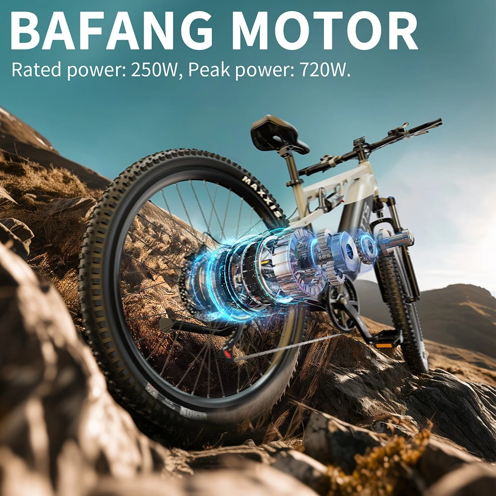 Bicicleta eléctrica con motor Bafang, mostrada en detalle, en terreno rocoso.