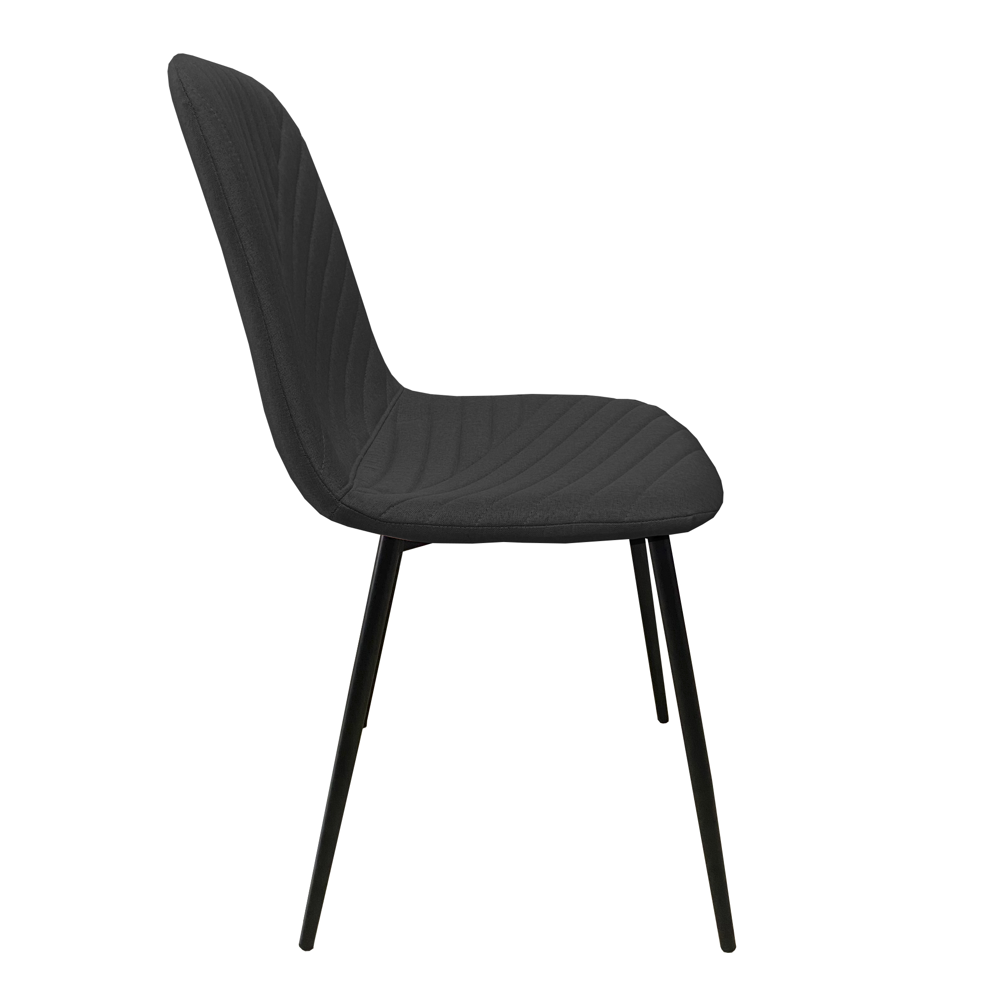 Una silla de tela negra con detalles acolchados y patas negras delgadas.