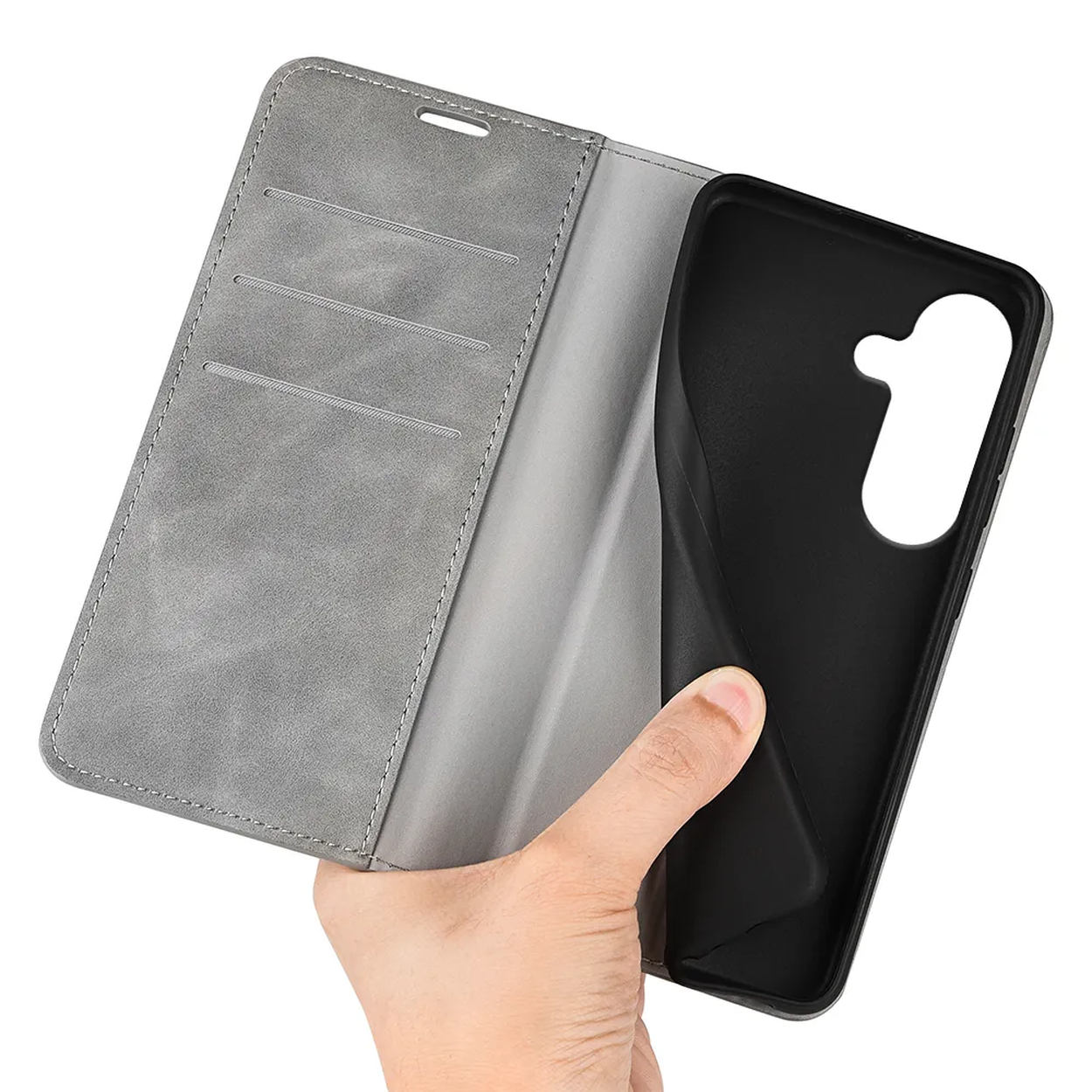 Grijze flip telefoonhoes met kaartsleuven en zwart inzetstuk, handvast.