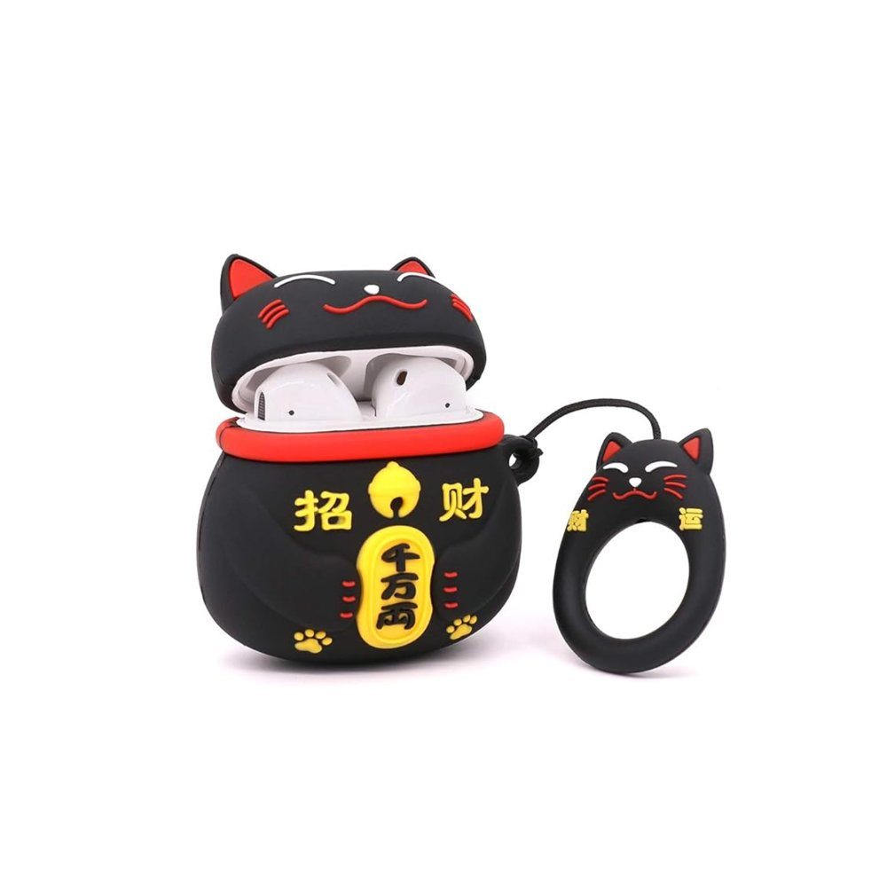 Maneki-neko esintili, kırmızı detaylı siyah kedi şeklinde AirPods kılıfı.
