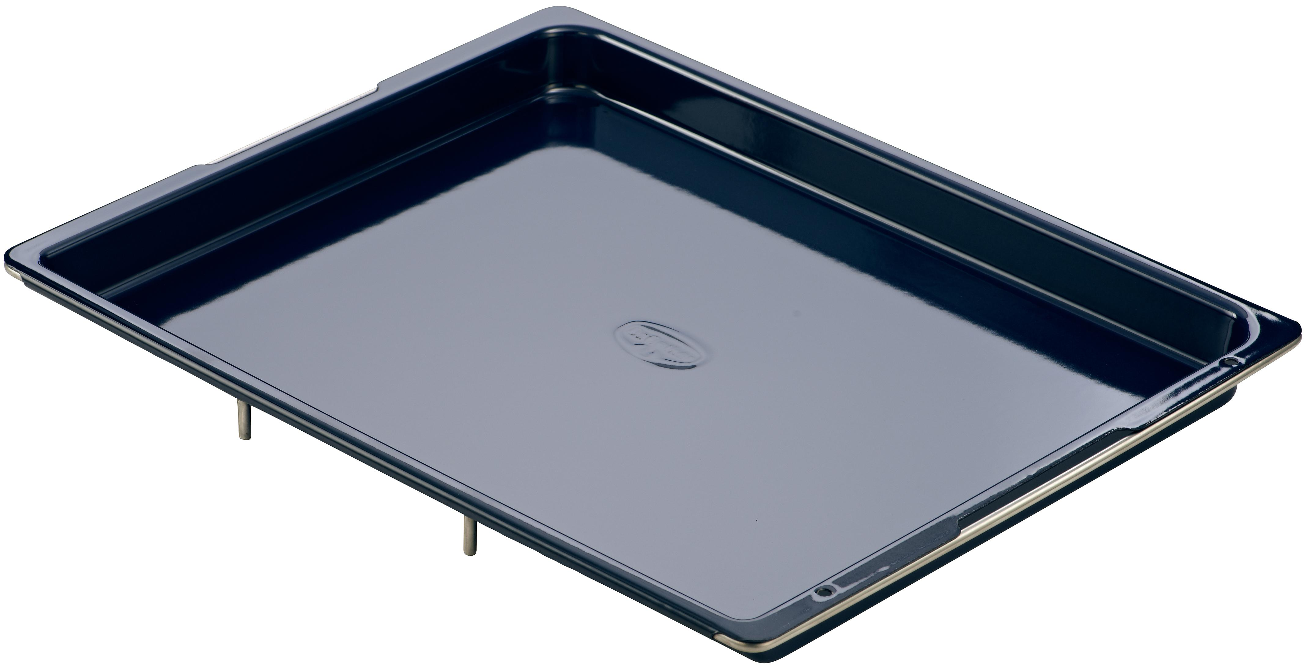 Dunkelblaue, rechteckige Backform mit polierter Oberfläche und Metallstreifen.