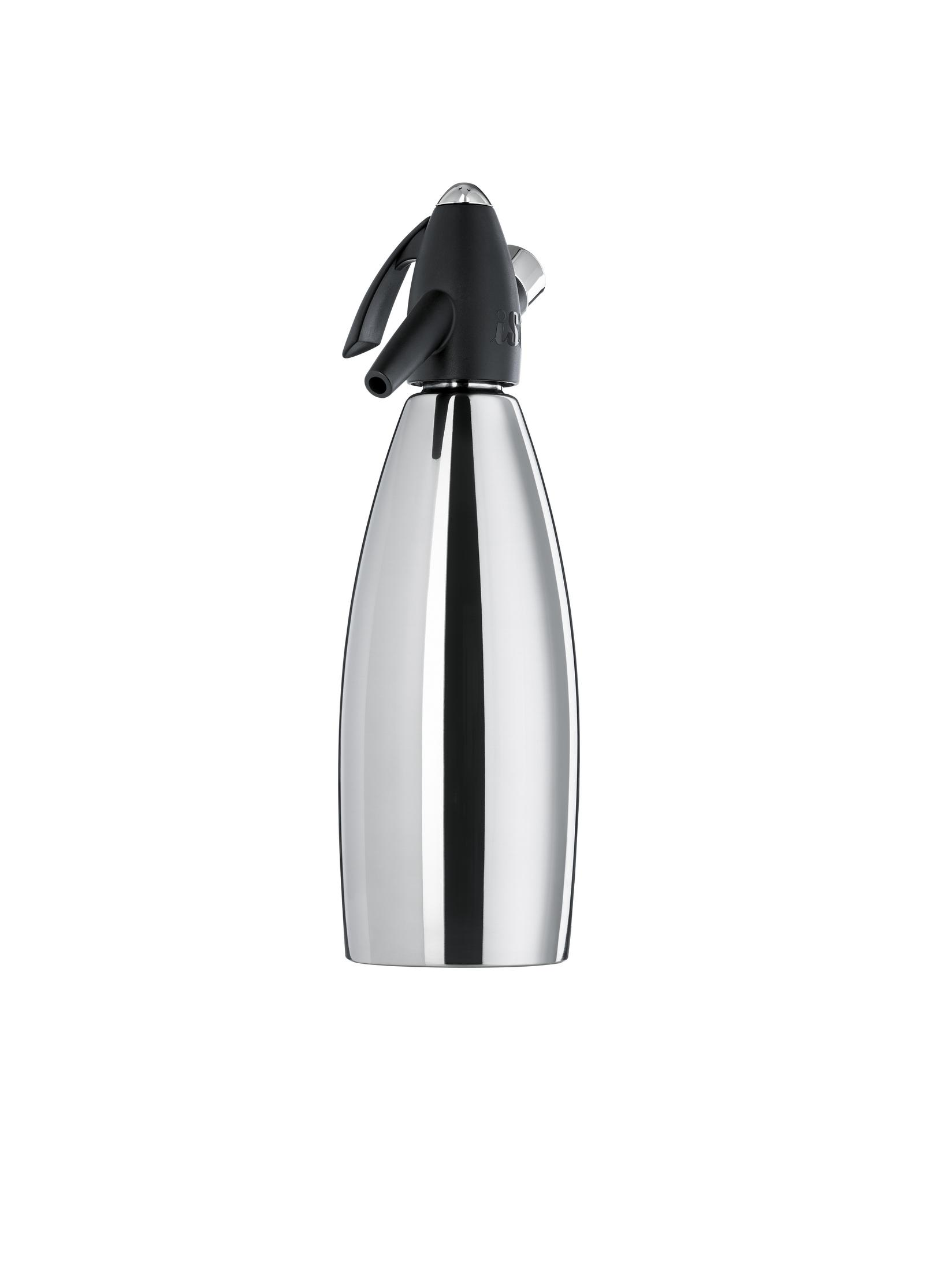 Un gasatore d'acqua argentato lucido con manico nero.