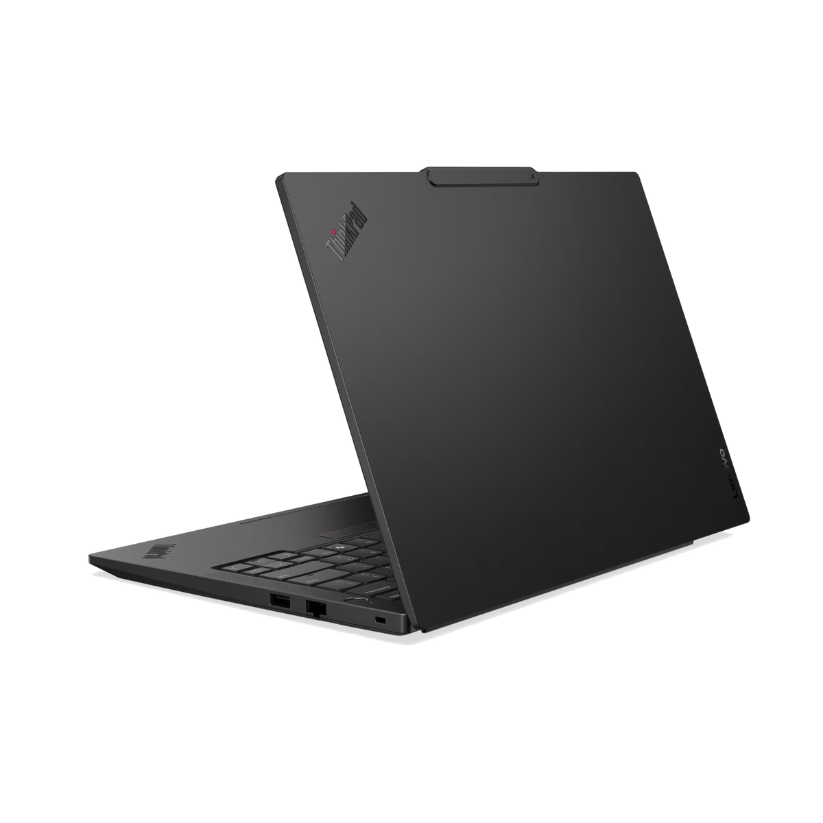 Portátil negro con logo ThinkPad en la tapa, parcialmente abierto.