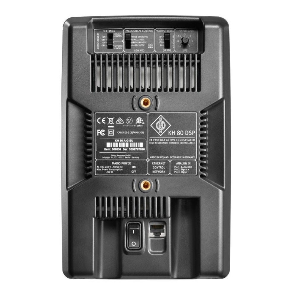 Tył głośnika KH 80 DSP z portami i kontrolkami, w tym zasilanie i sieć.