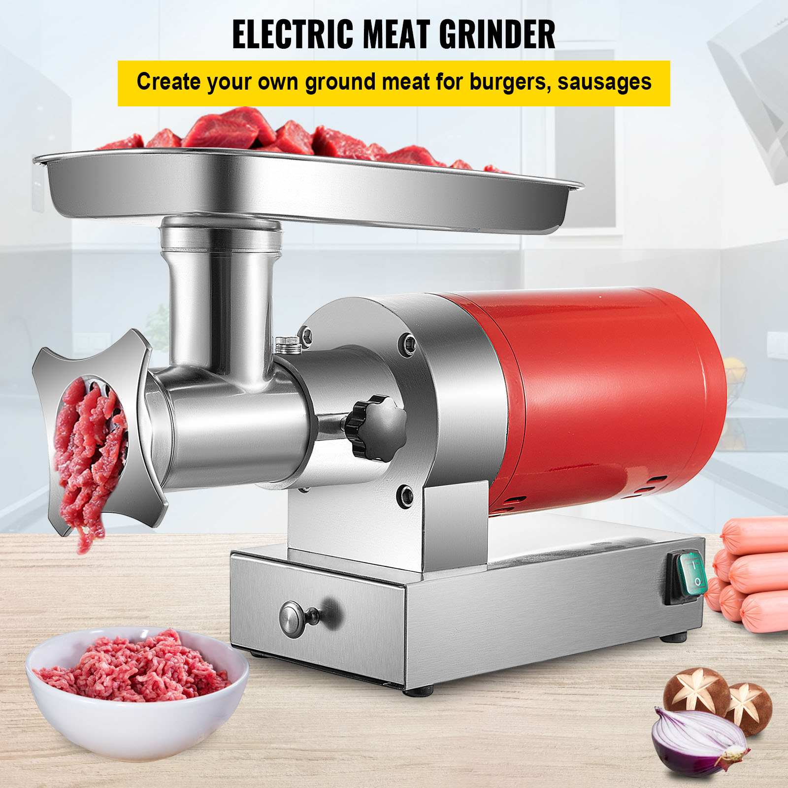 Elektrische Fleischwolf mit rotem Motor, Fleisch wird zerkleinert.