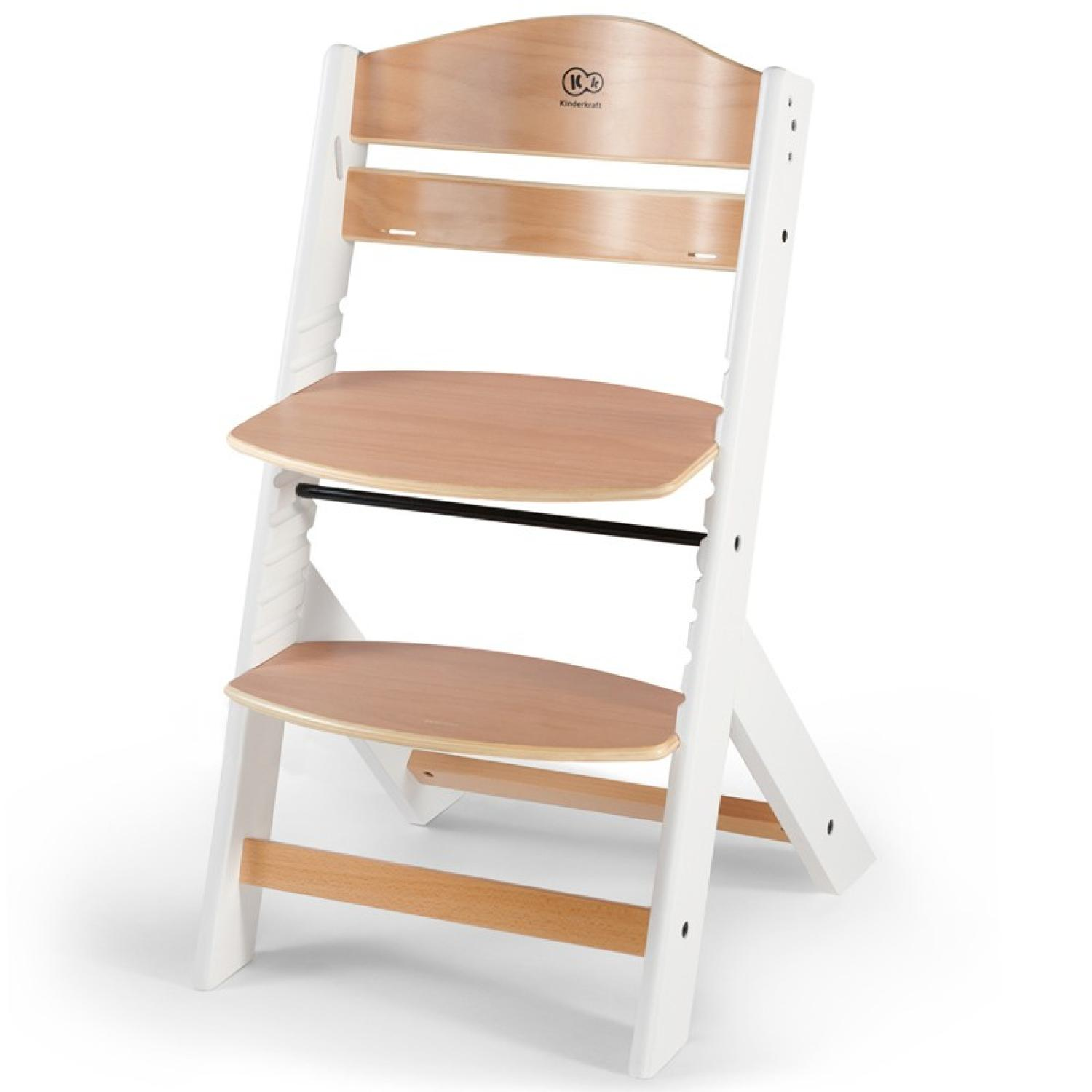 Ein weißer Hochstuhl aus Holz mit verstellbaren Sitz- und Fußstützen.