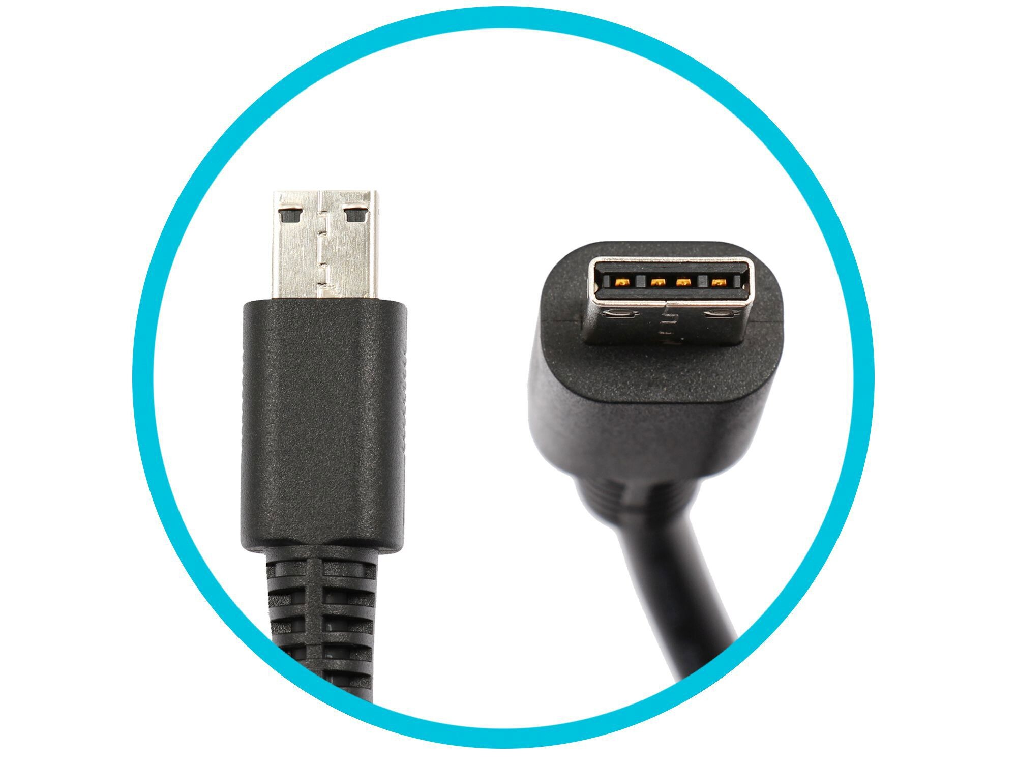 Zwei schwarze USB-Kabel mit silbernen Anschlüssen auf weißem Hintergrund.