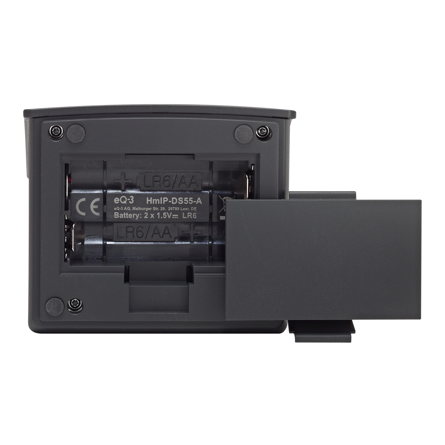 Geräteunterseite mit offenem Batteriefach und zwei LR6/AA Batterien.