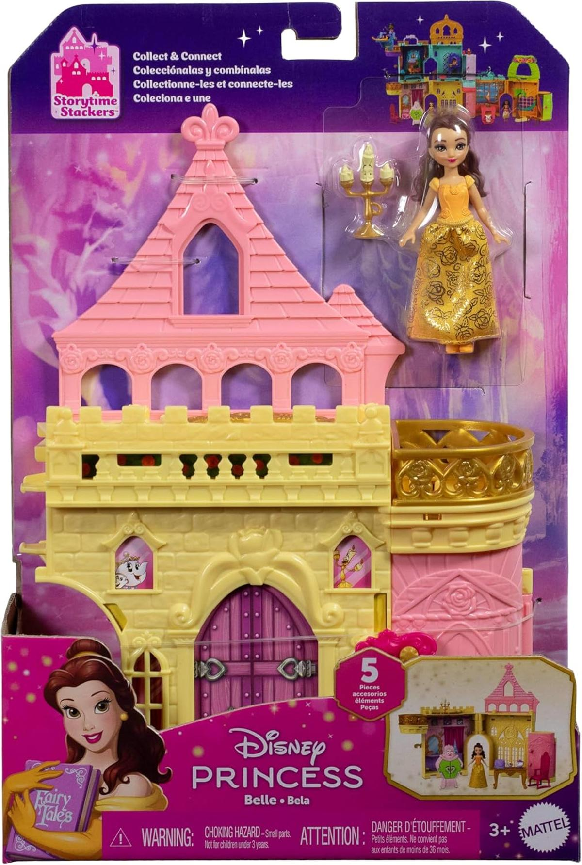 Belle-Puppe mit Schloss-Spielset und Kerzenständer in bunten Verpackungen.