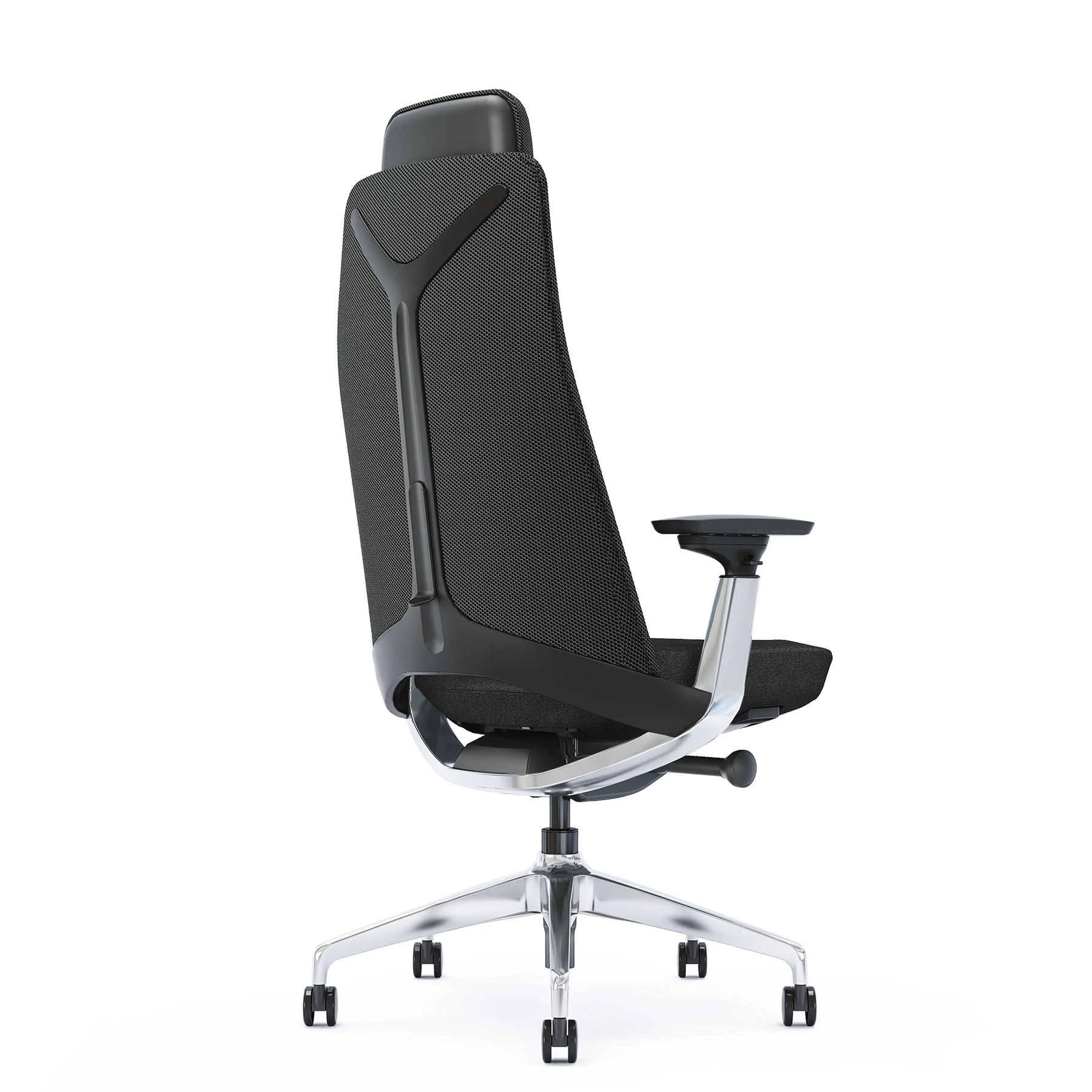 Czarny fotel biurowy z siatkowym oparciem, srebrną podstawą i kółkami.