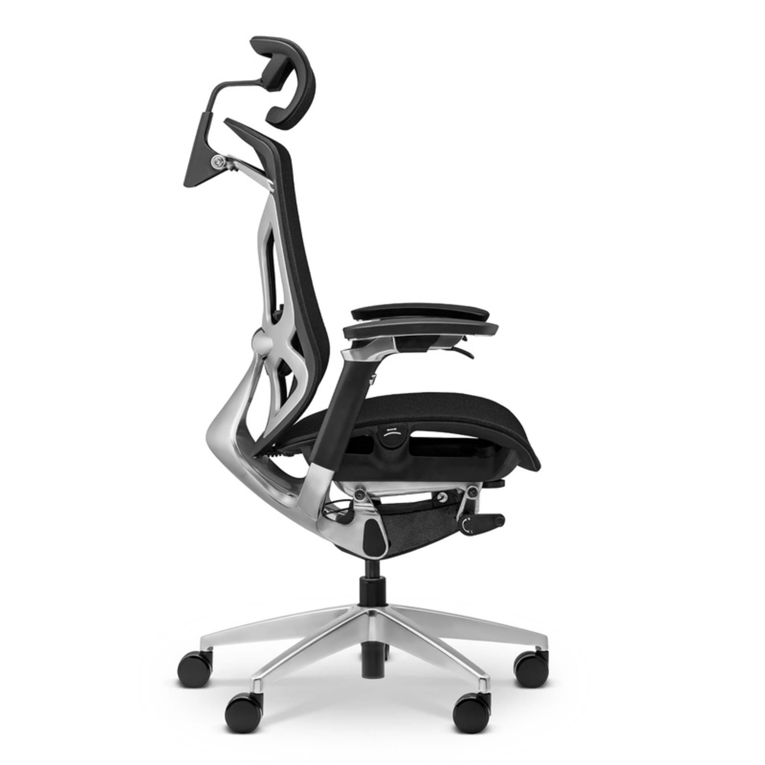 Ergonomiczne krzesło biurowe z siatkowym oparciem, regulowanym zagłówkiem i podłokietnikami.