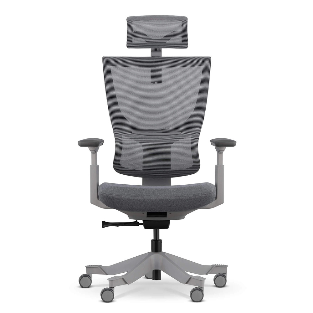Szare ergonomiczne krzesło biurowe z siatkowym oparciem i regulowanymi podłokietnikami.
