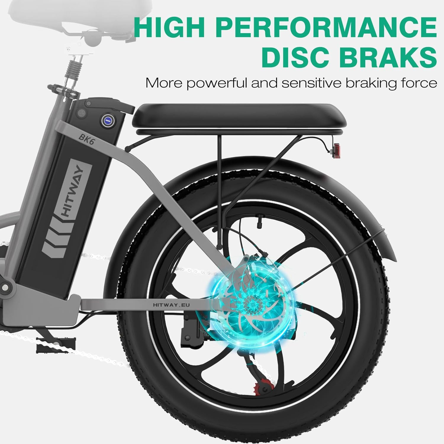 Nahaufnahme des Hinterrads eines E-Bikes mit leuchtenden Bremsscheiben.