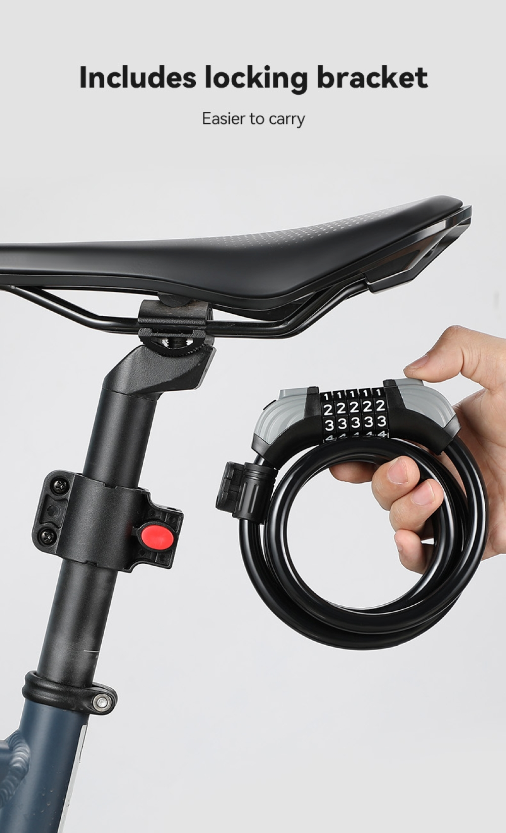 Candado negro para bicicleta con dial de combinación, sujeto al poste del asiento.