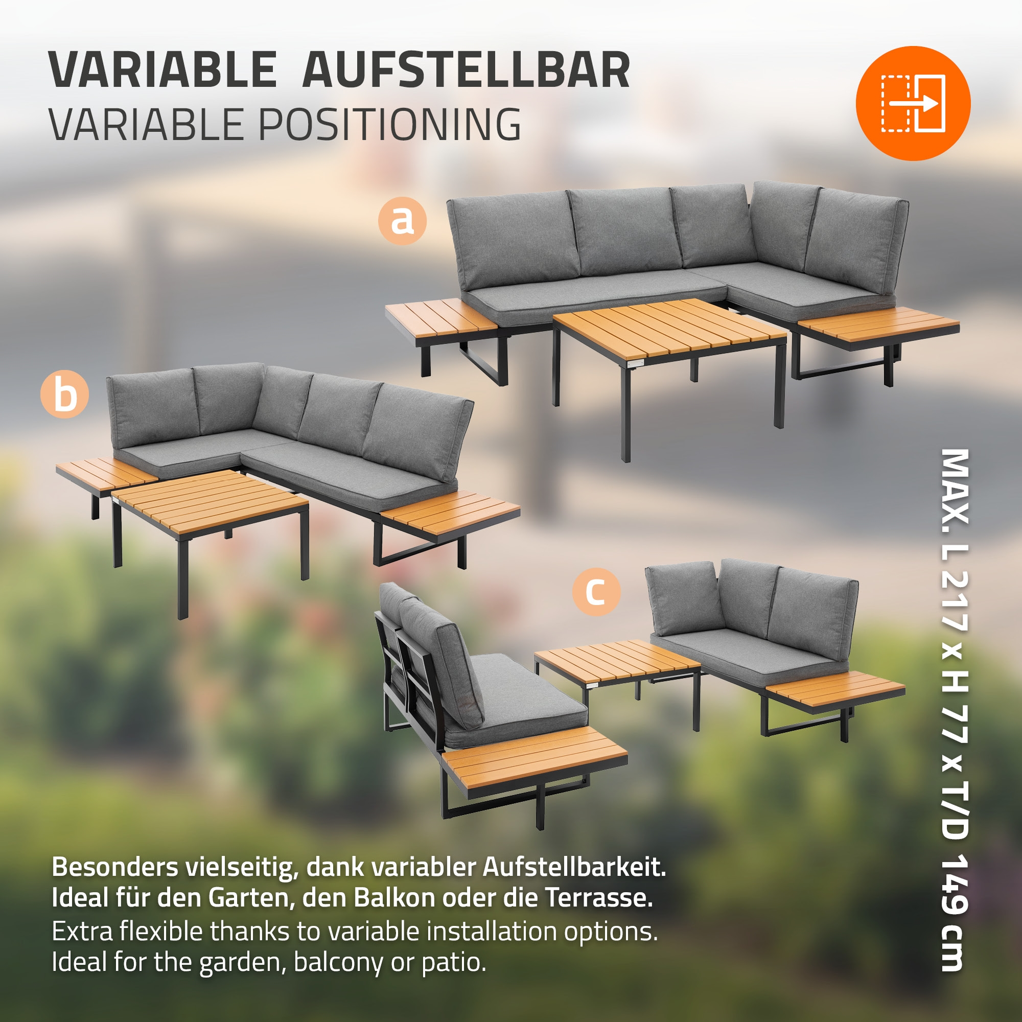 Graue Gartenlounge mit Holztischen in verschiedenen Anordnungen.