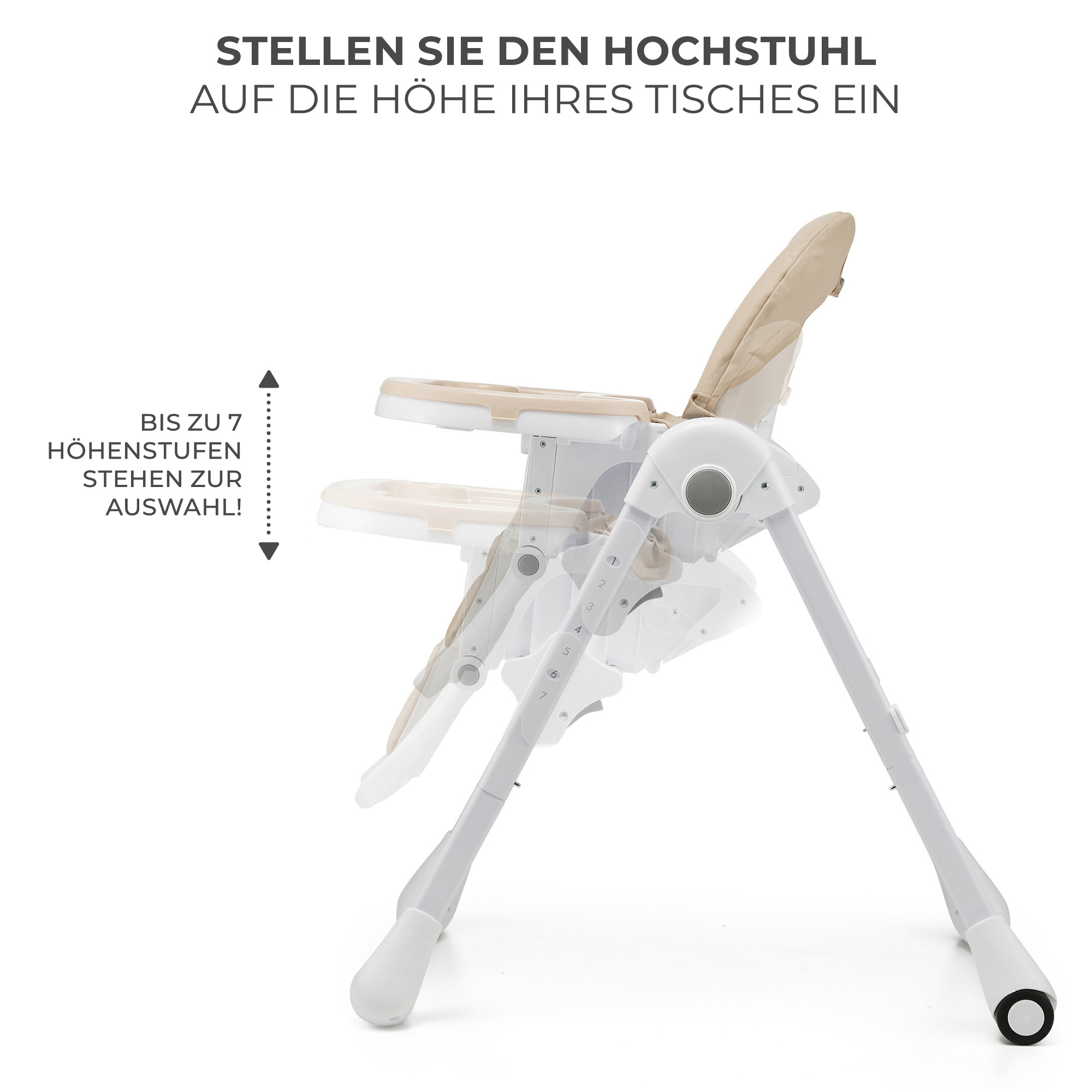 Ein beiger Hochstuhl mit verstellbarer Höhe auf weißem Hintergrund.