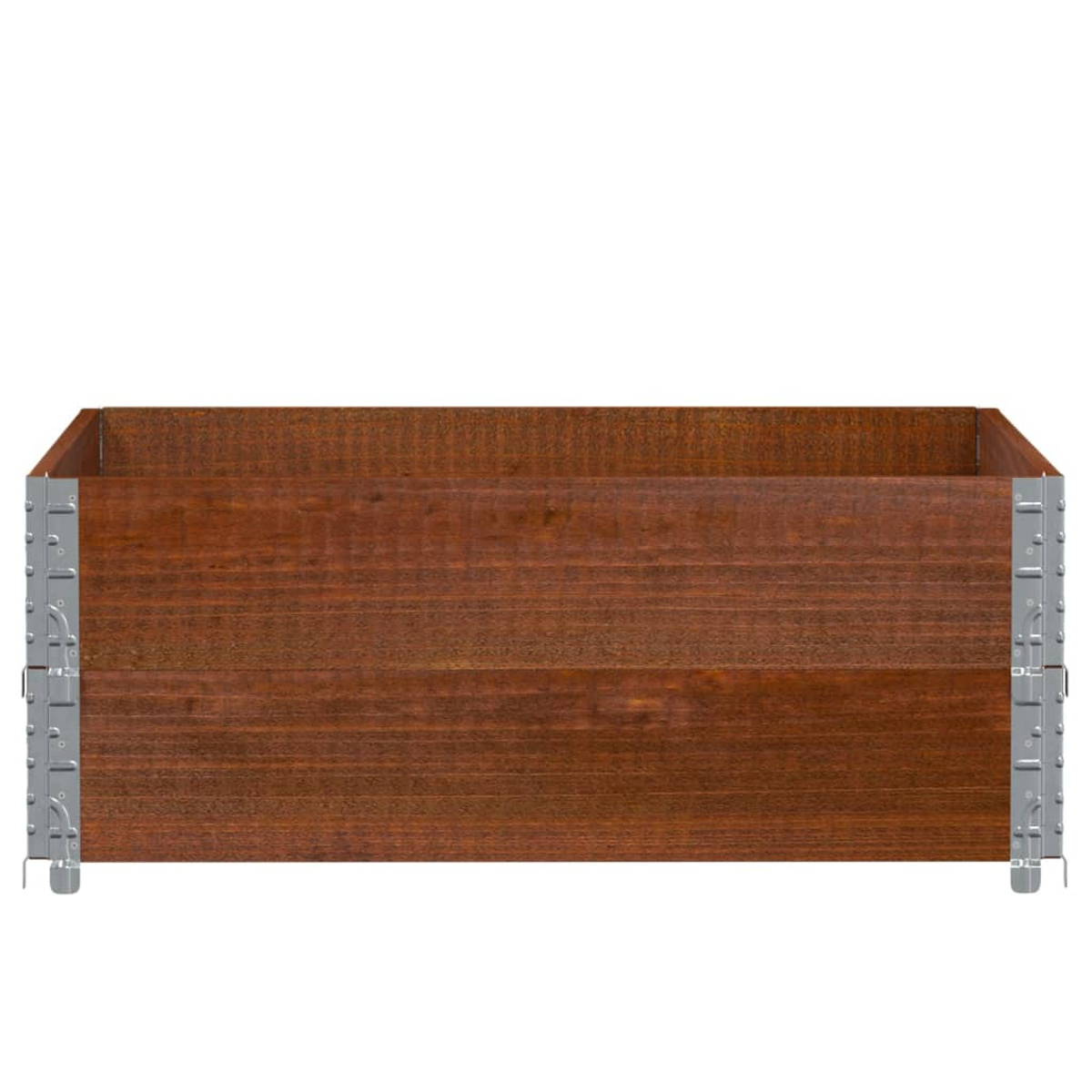 Una fioriera rettangolare in legno con rinforzi metallici agli angoli.