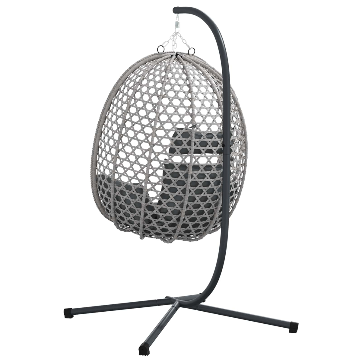 Ein grauer Hängesessel in Ei-Form mit Kissen, an einem dunklen Metallständer.