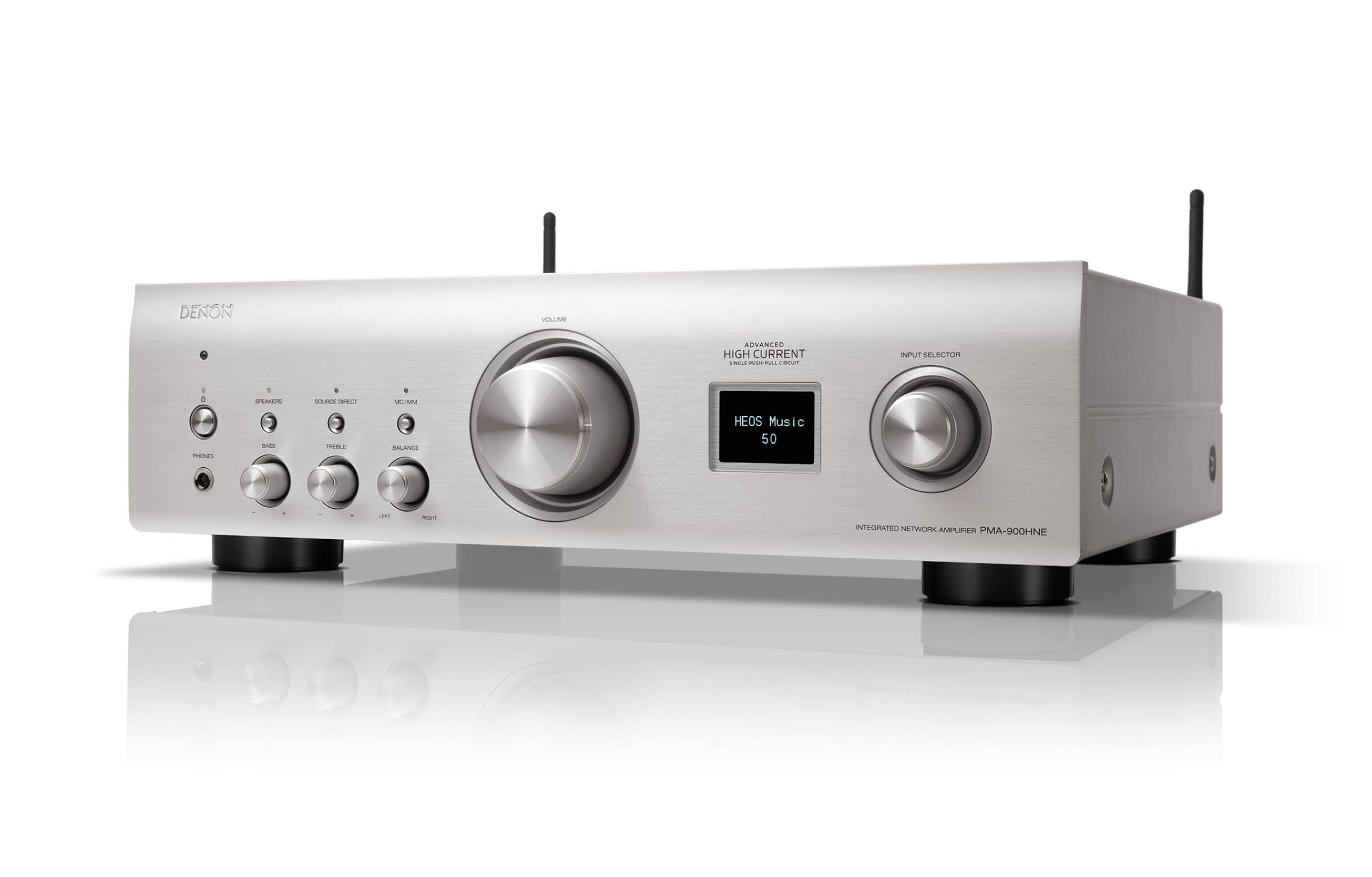 Silberner Denon PMA-900HNE Verstärker mit Knöpfen, Display und Antennen.