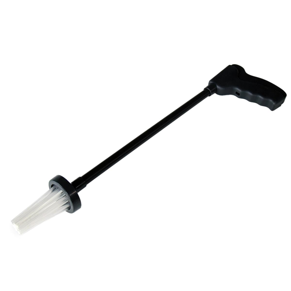 Een zwarte grijper met lange steel en transparante borstelkop.