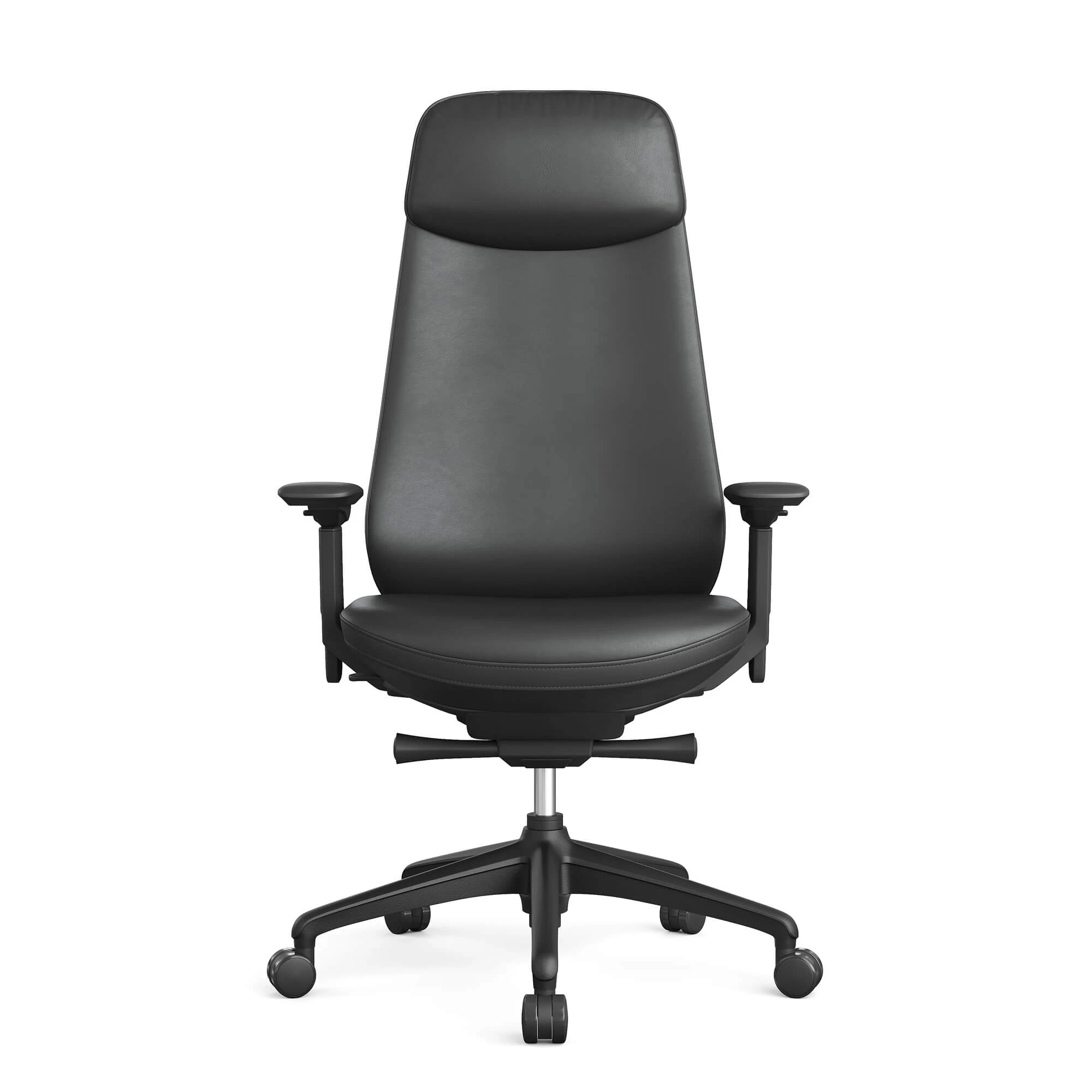 Czarny fotel biurowy z wysokim oparciem i podłokietnikami na kółkach.