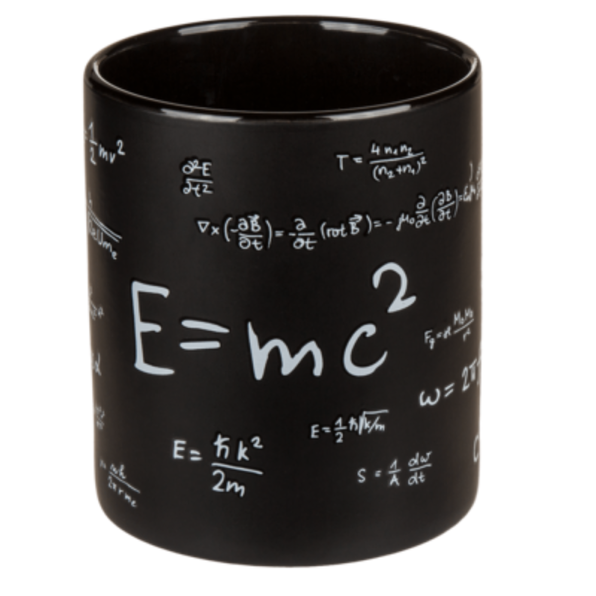 Zwarte mok met witte formules zoals E=mc², op het oppervlak.