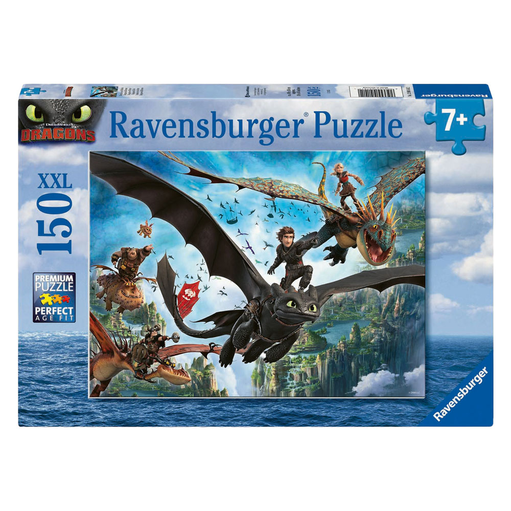 Puzzle Ravensburger: Cavalieri di draghi volano su un paesaggio montuoso con mare.