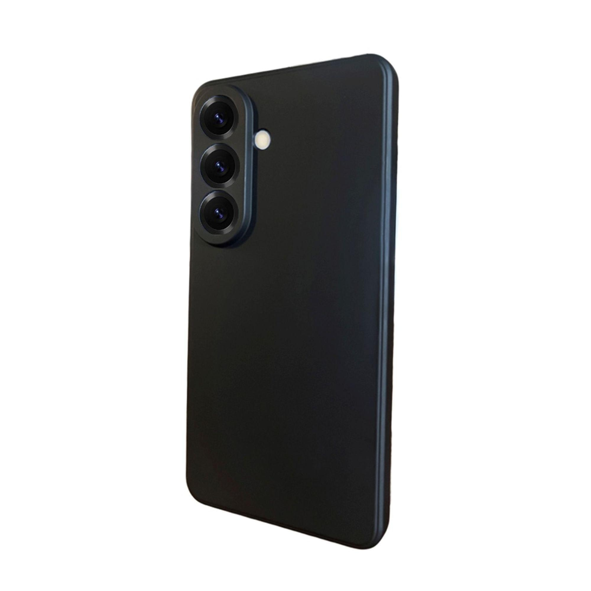 Schwarzes Smartphone mit drei Kameras und Blitz auf der Rückseite.