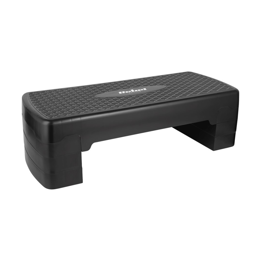 Czarny stopień do aerobiku z teksturowaną powierzchnią i nogami podporowymi.
