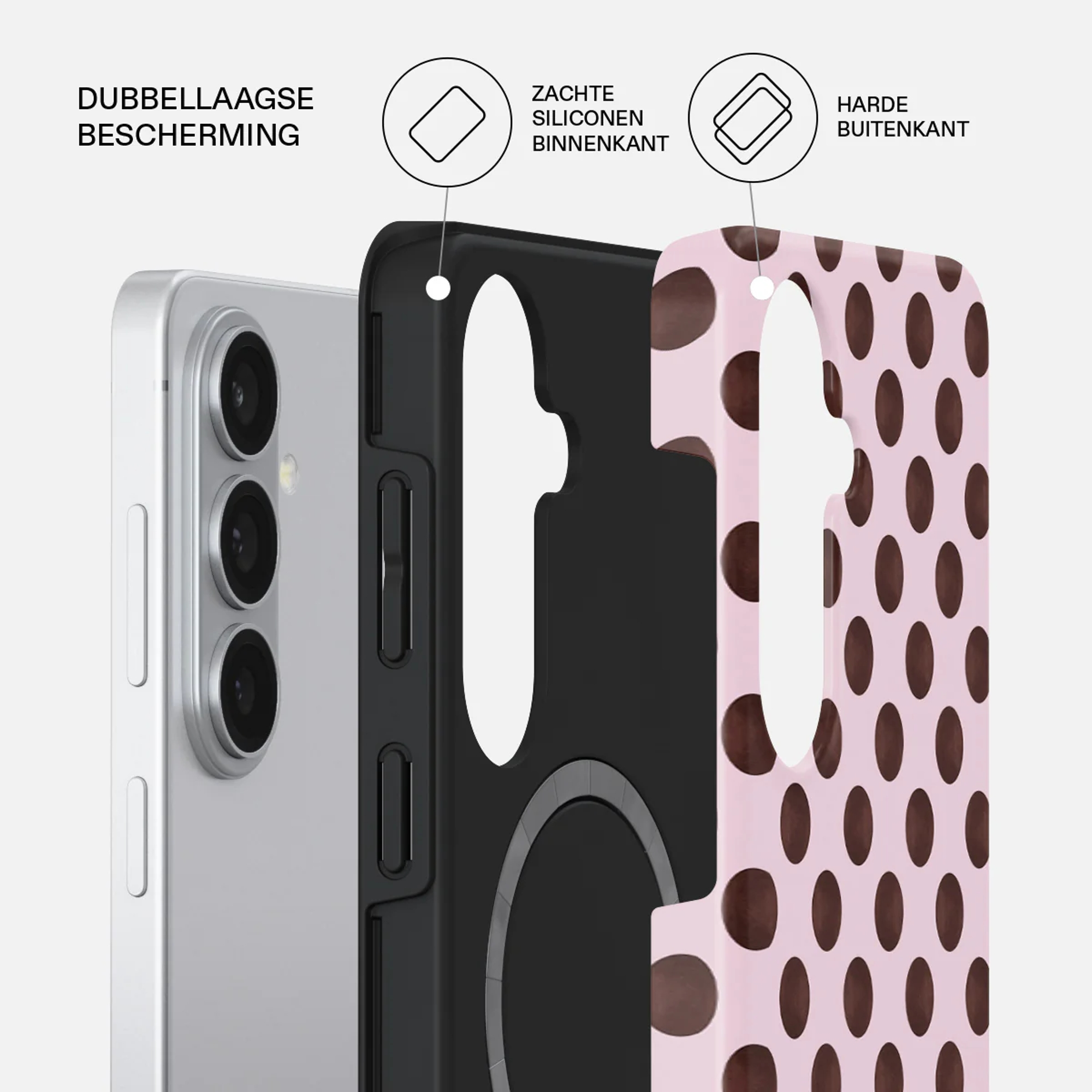 Een zilveren smartphone met een roze hoesje met bruine stippen.